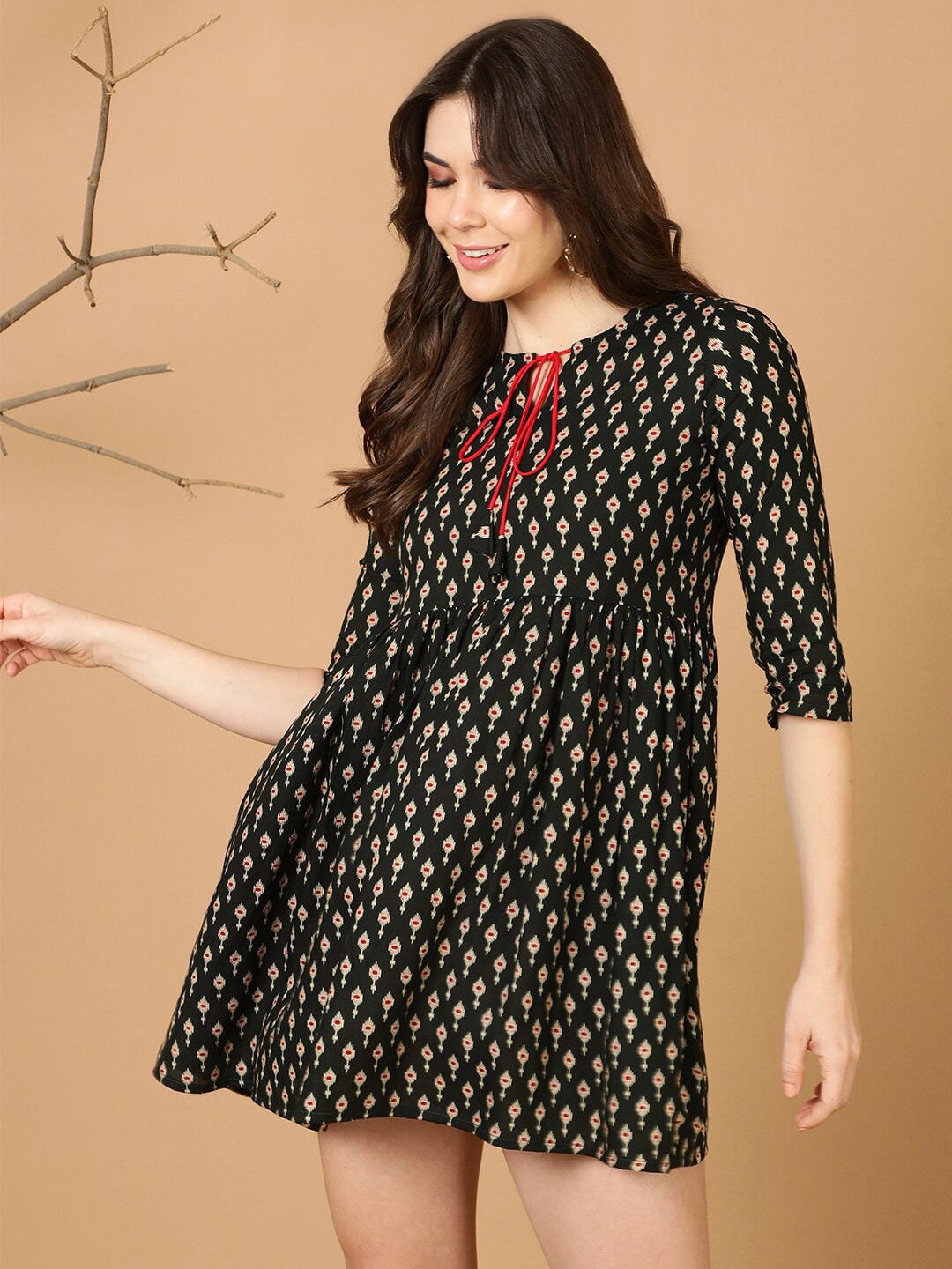 

antaran Floral Printed Tie-Up Neck Three-Quarter Sleeves A-Line Top, Black