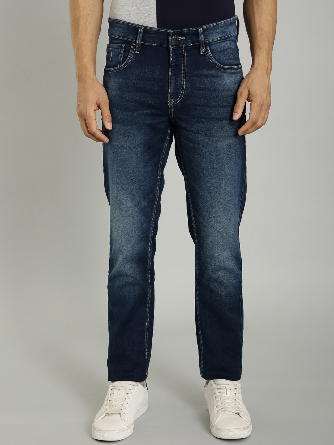 

Indian Terrain Men Mid Rise Light Fade Clean Look Stretchable Jeans, Navy blue
