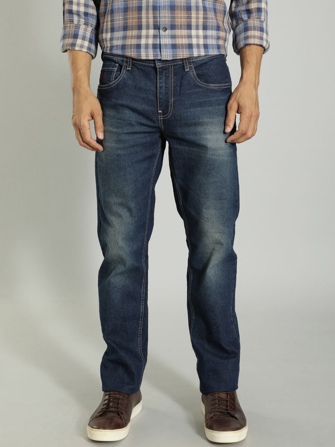 

Indian Terrain Men Mid-Rise Clean Look Light Fade Stretchable Jeans, Navy blue