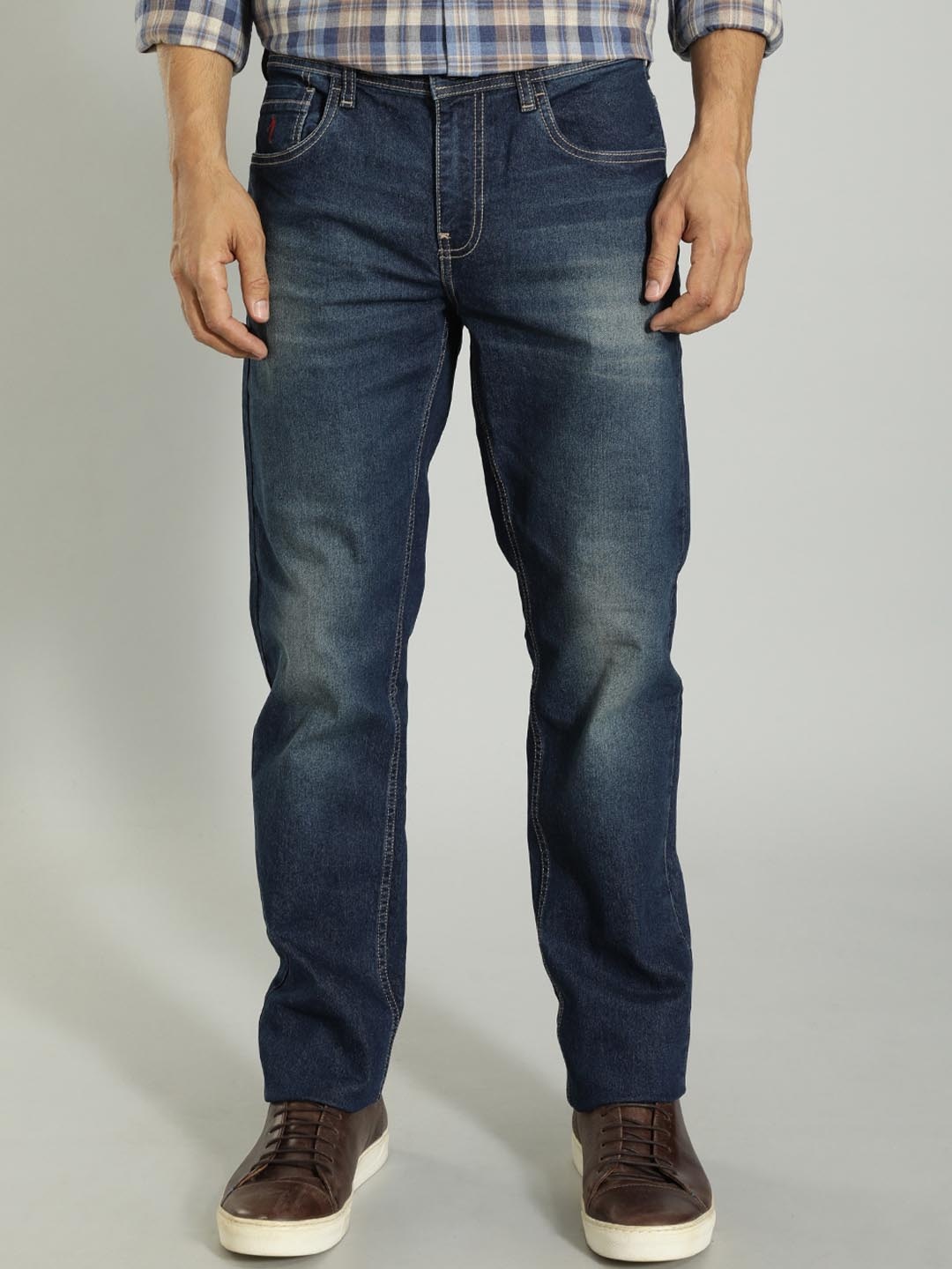 

Indian Terrain Men Clean Look Light Fade Jeans, Navy blue