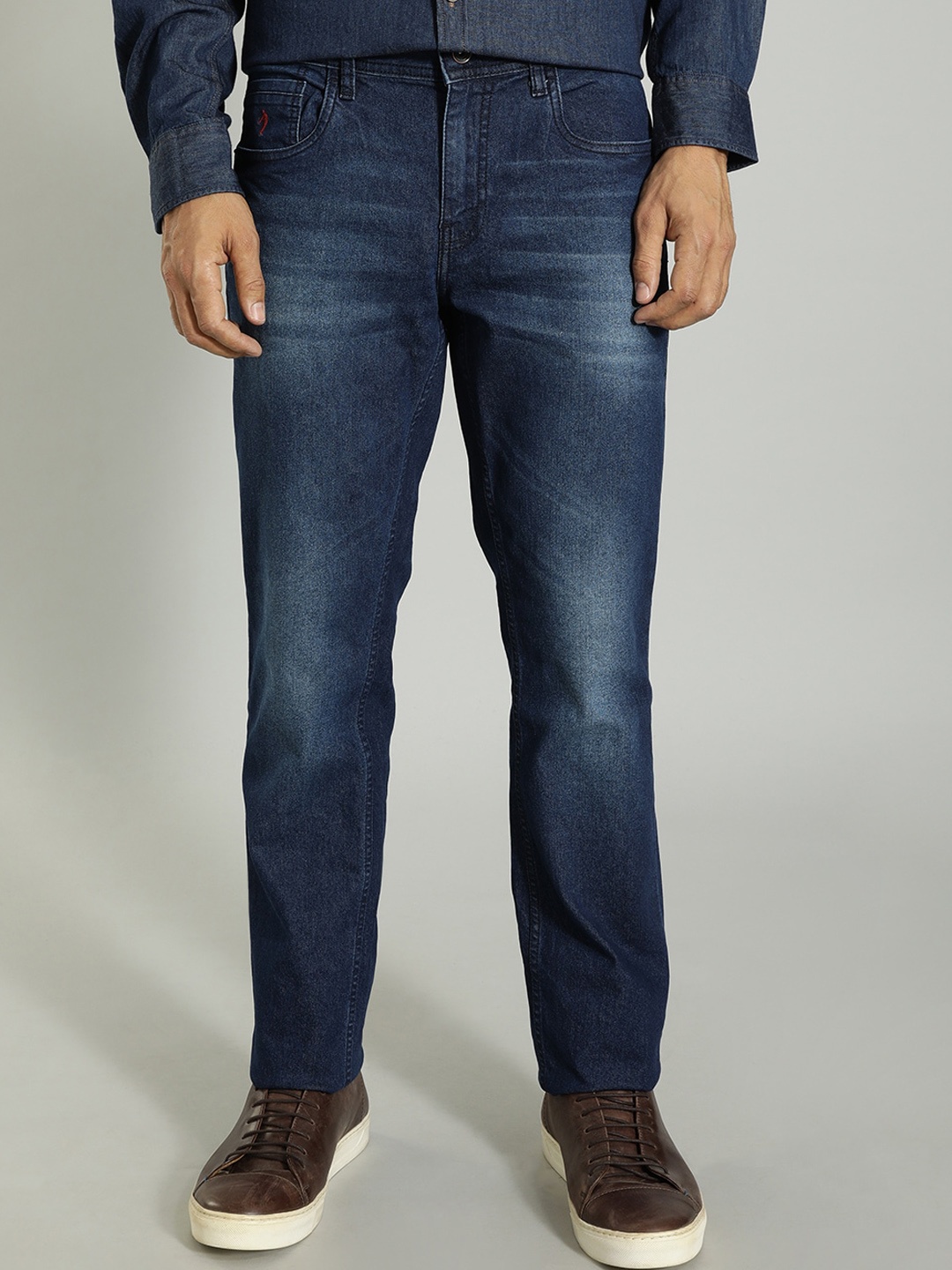 

Indian Terrain Men Mid-Rise Clean Look Light Fade Stretchable Jeans, Navy blue