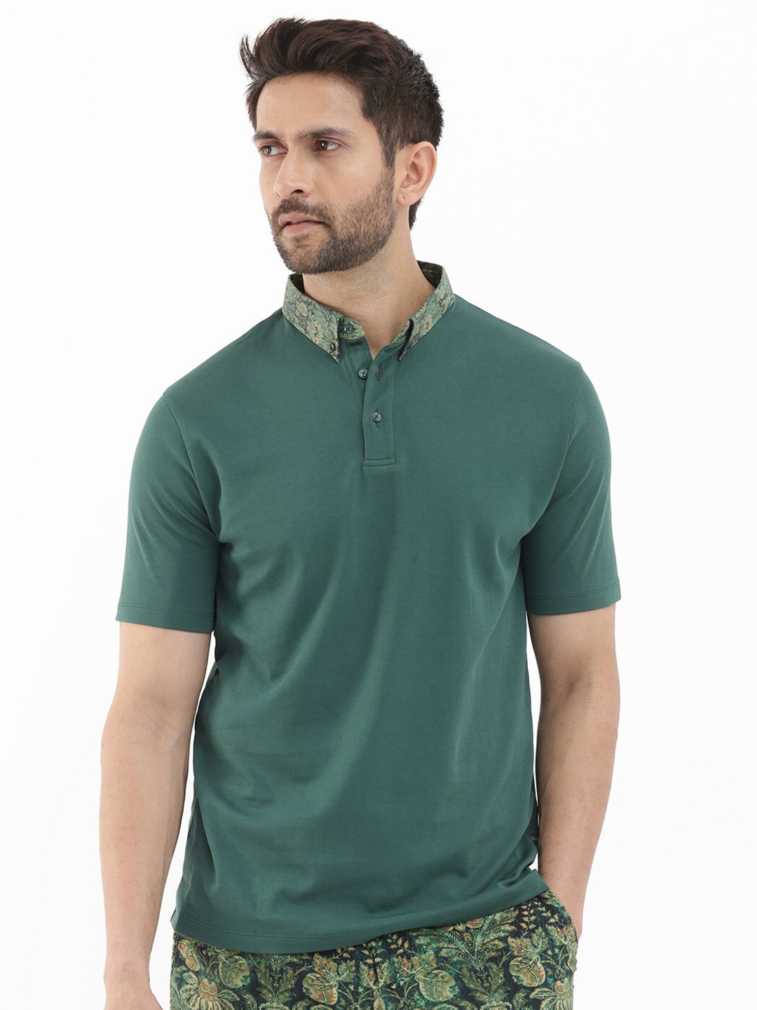 

RARE RABBIT Men Rings-4 Slim Fit Solid Polo Collar T-Shirt, Green