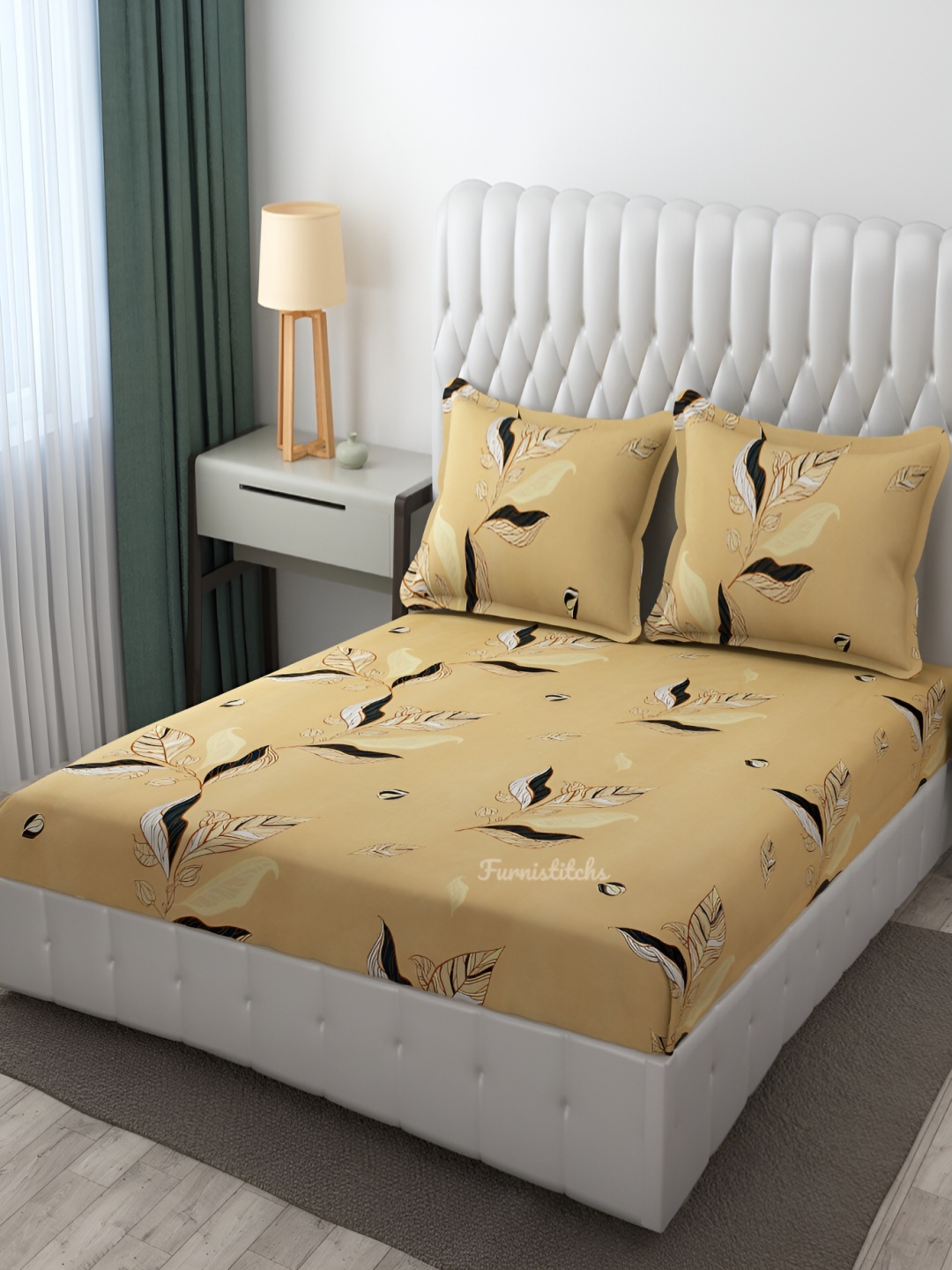 

Furnistitchs Beige & Black Floral 300 TC King Fitted Bedsheet with 2 Pillow Covers