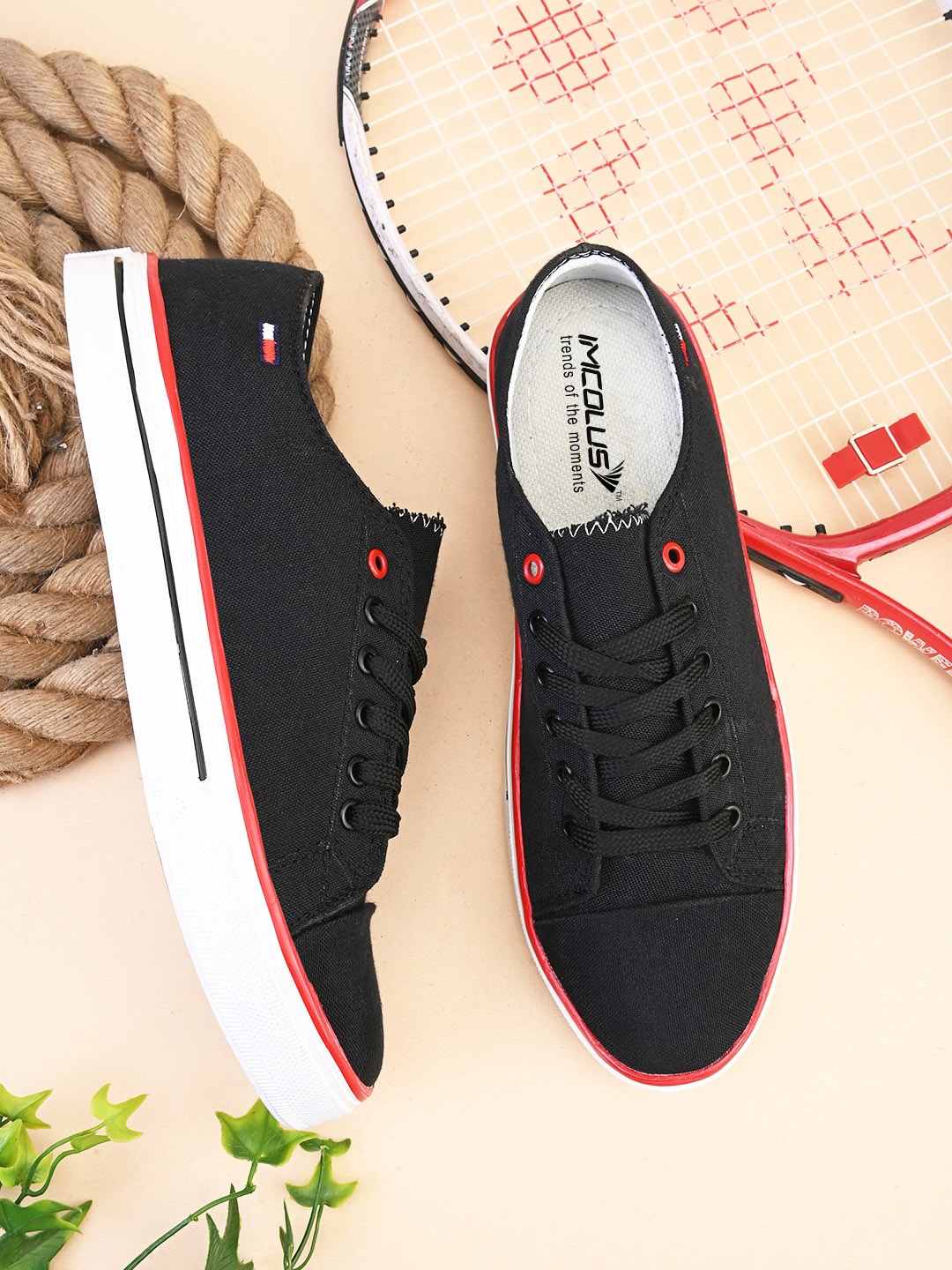 

IMCOLUS Men Round Toe Lightweight Canvas Sneakers, Black