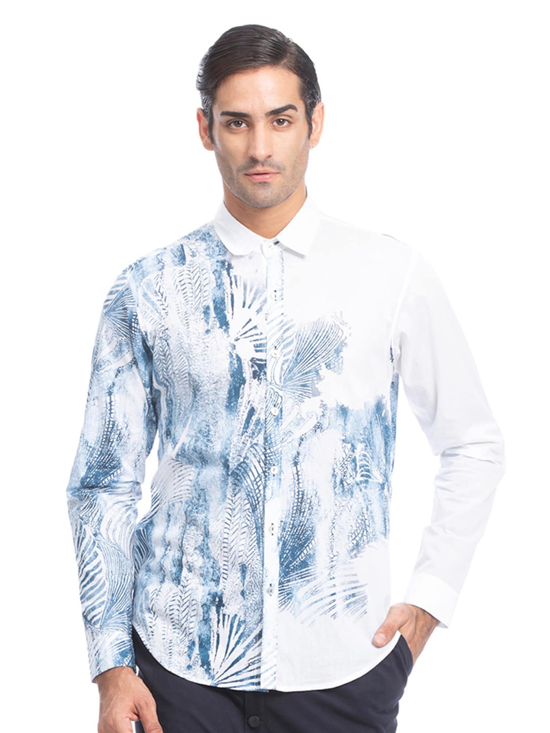 

Rohit Gandhi + Rahul Khanna Comfort Floral Printed Cotton Casual Shirt, White