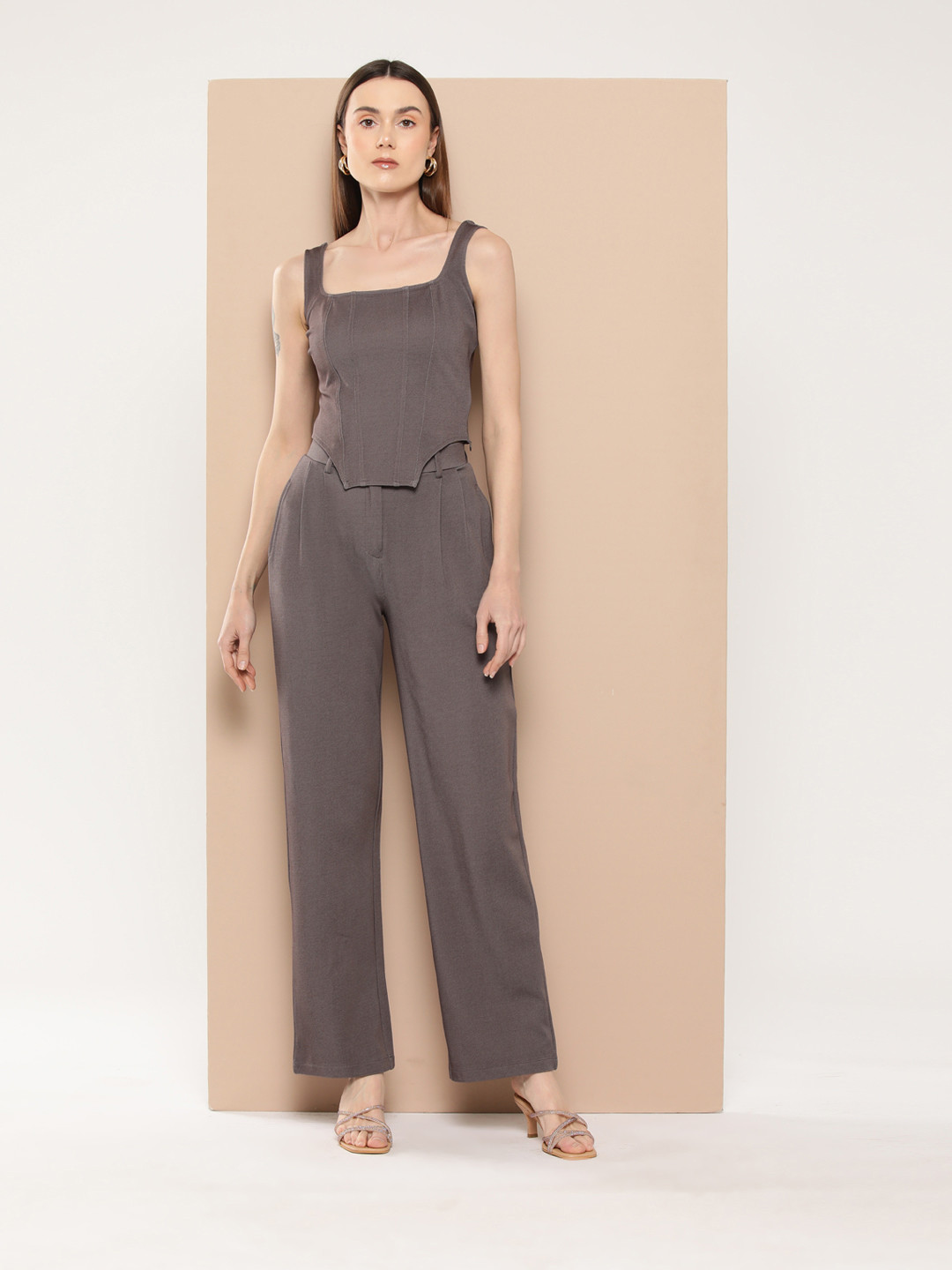 

Chemistry Top with Trousers, Brown