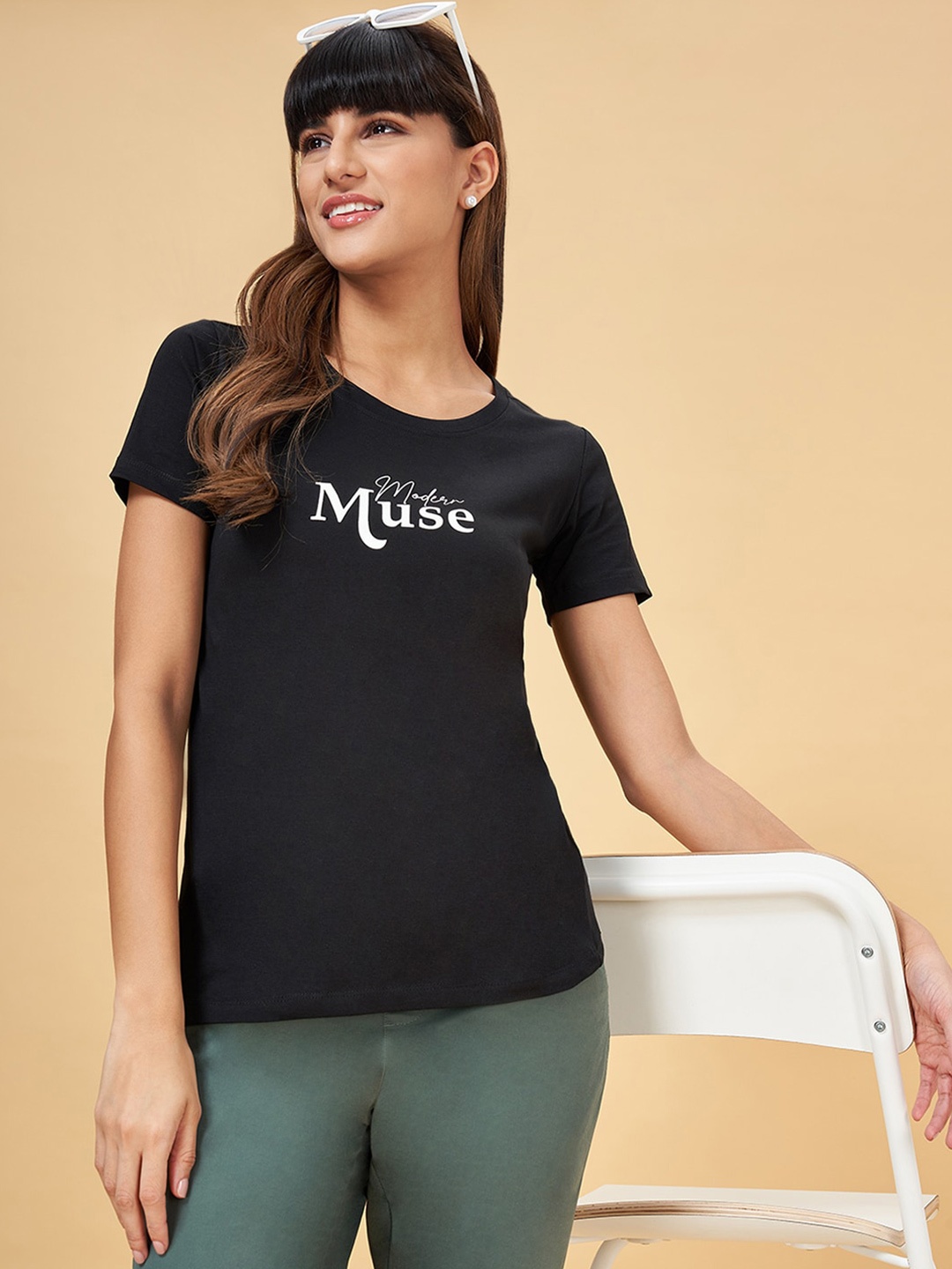 

Honey by Pantaloons Typography Printed Cotton T-shirt, Black
