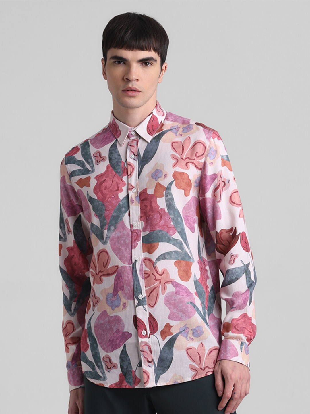 

Jack & Jones Slim Fit Floral Printed Spread Collar Long Sleeves Casual Shirt, Pink