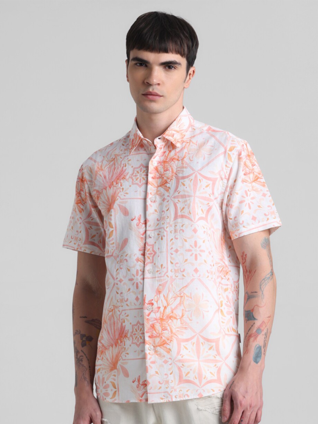 

Jack & Jones Floral Printed Spread Collar Short Sleeves Casual Shirt, Orange
