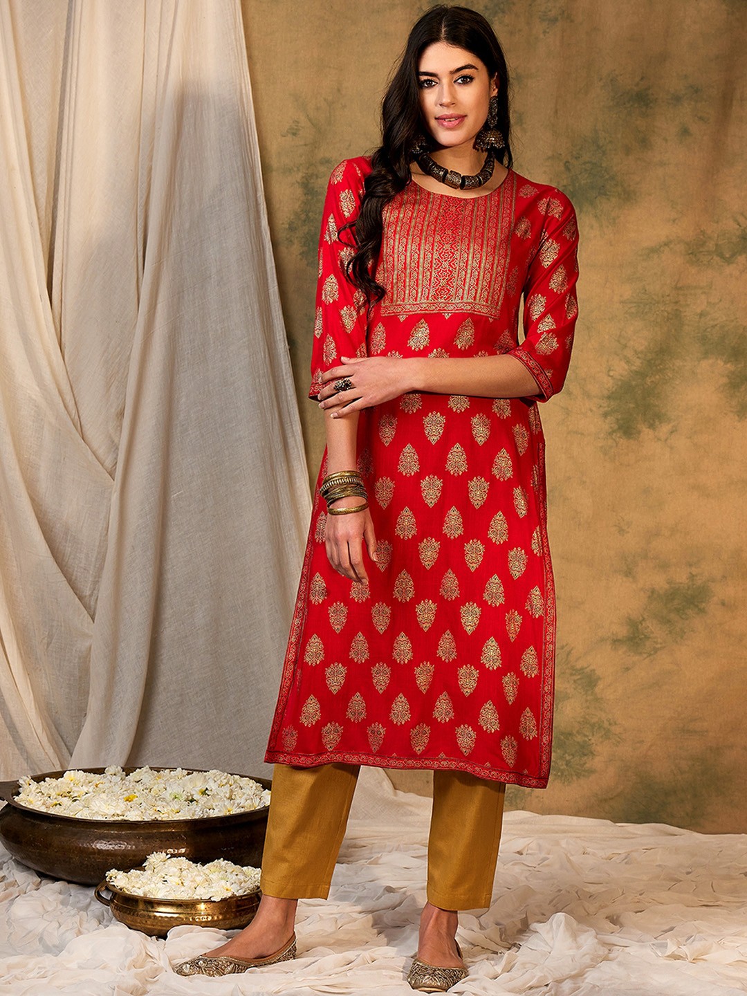

Indo Era Ethnic Motifs Printed Round Neck Kurta, Red