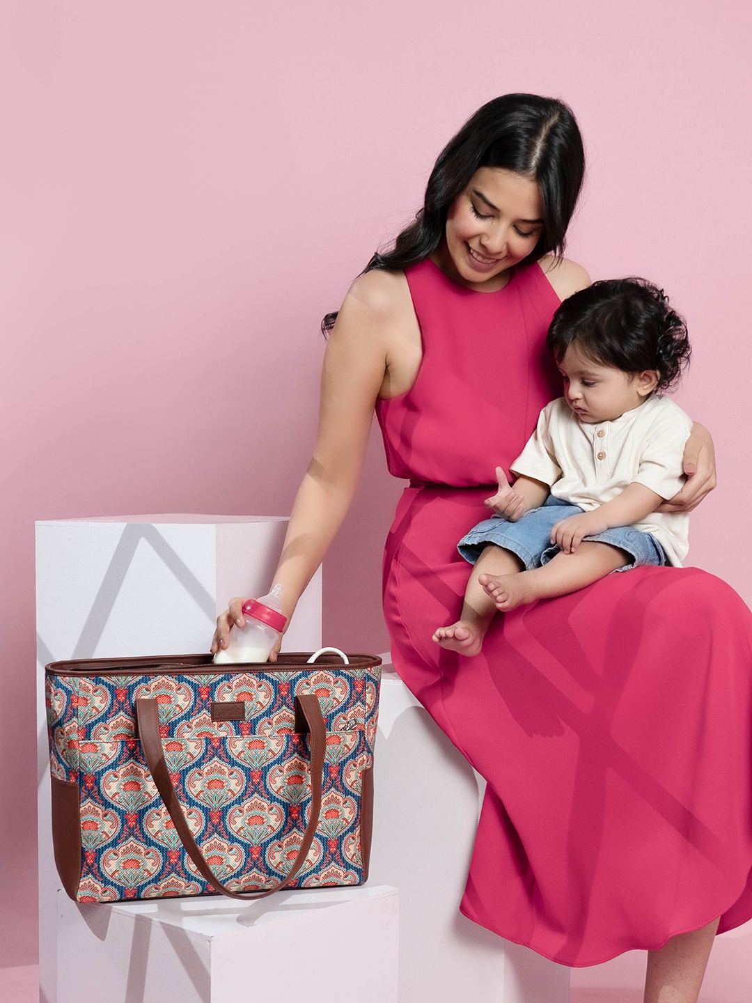 

ZOUK Kovil Printed Vegan Leather Shoulder Diaper Bag, Blue