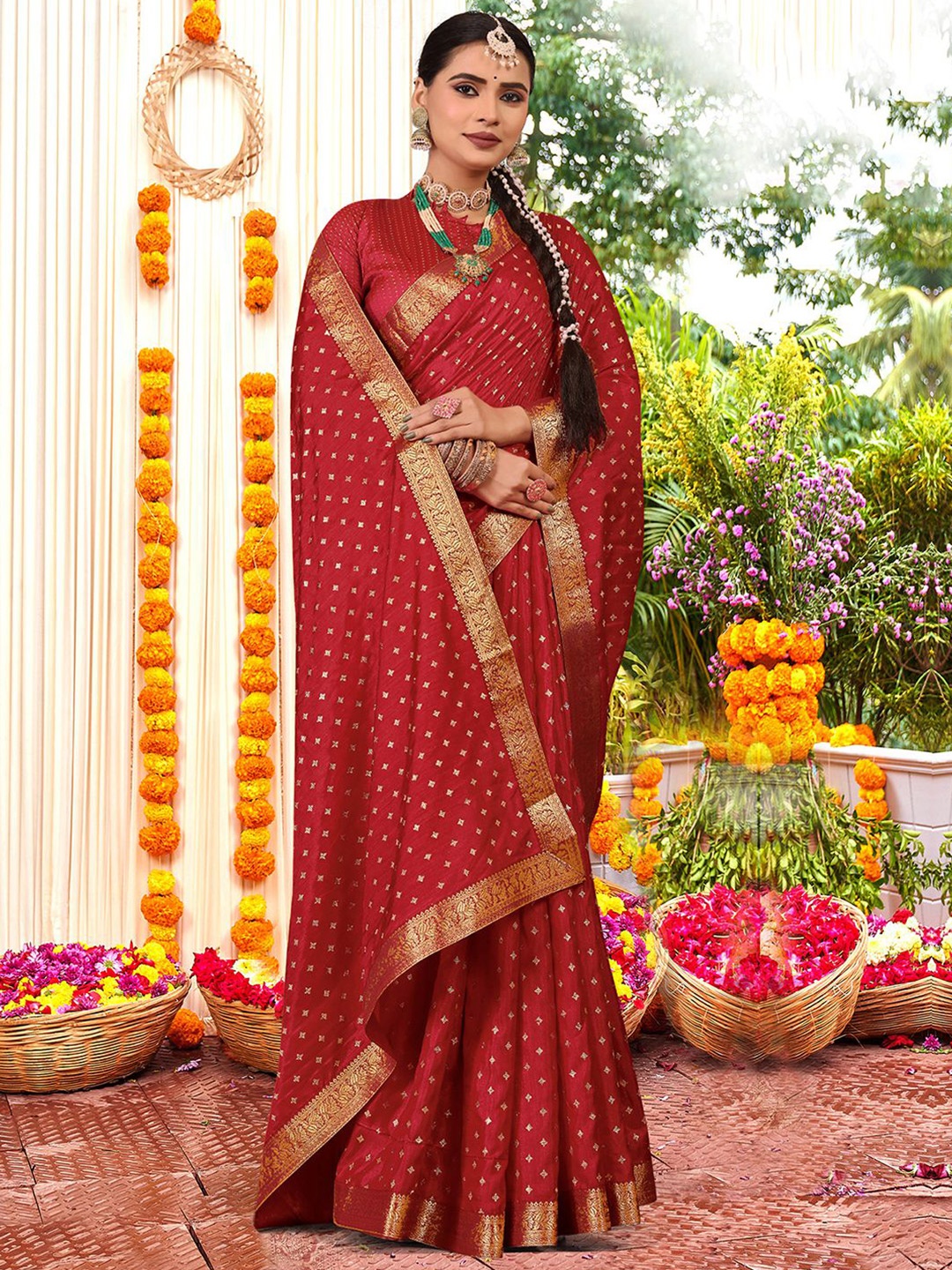 

KALINI Ethnic Motifs Woven Design Zari Art Silk Sungudi Saree, Red