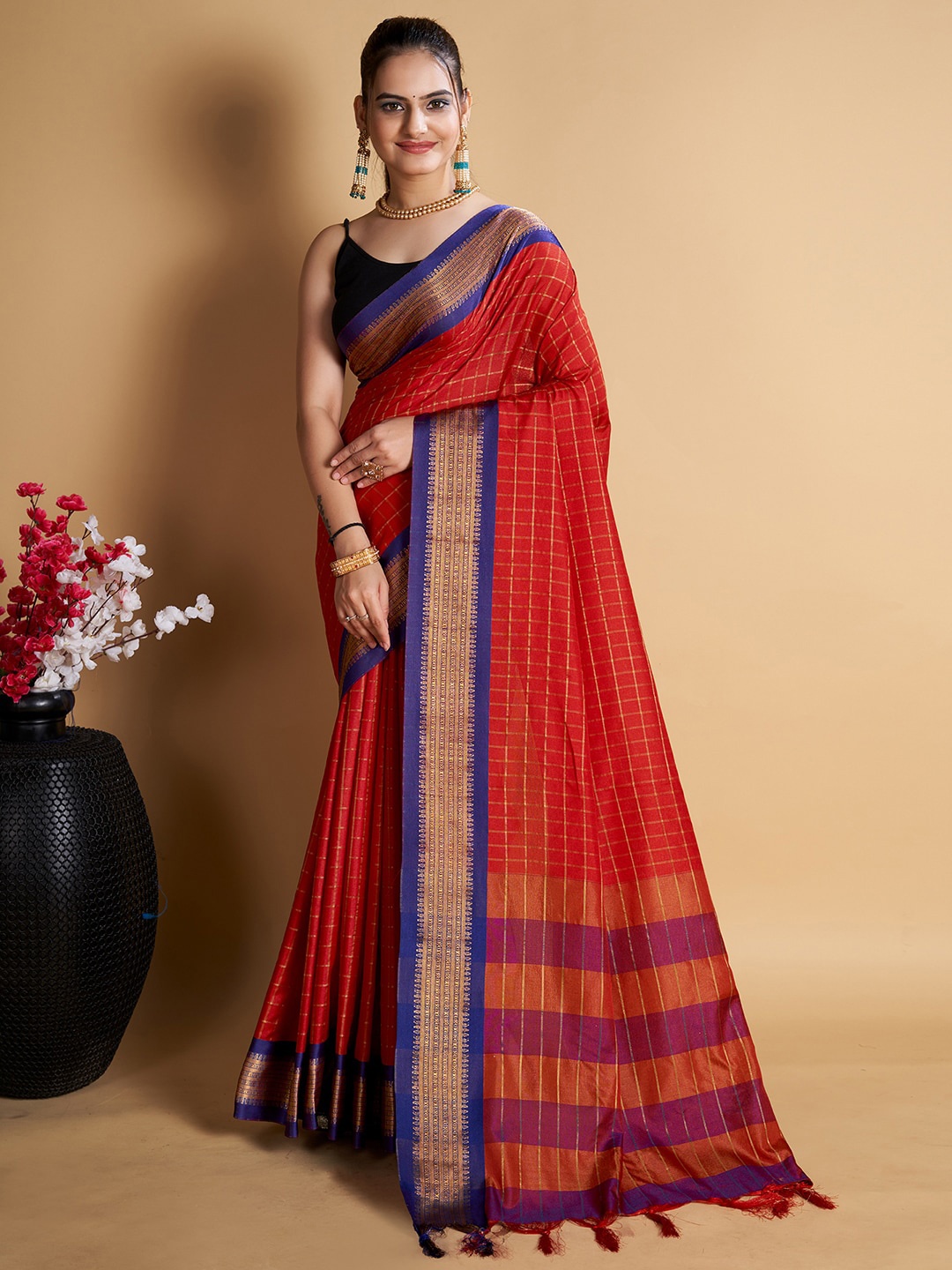 

KALINI Checked Woven Design Zari Uppada Saree, Red