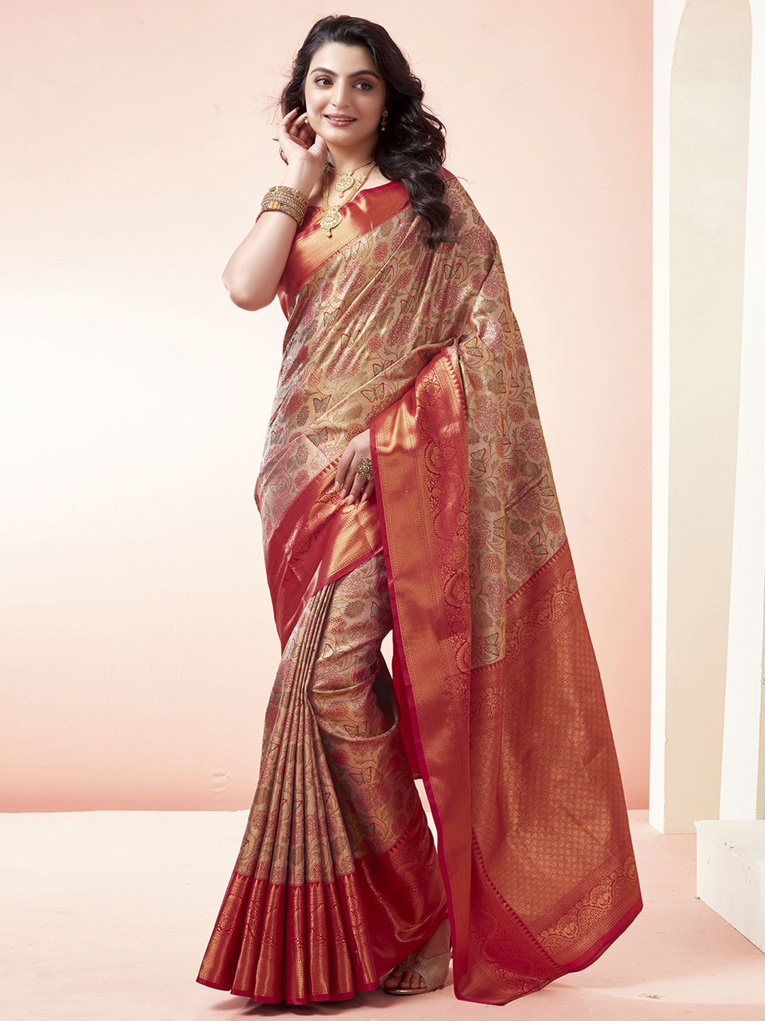 

Mitera Ethnic Motifs Woven Design Zari Banarasi Saree, Red