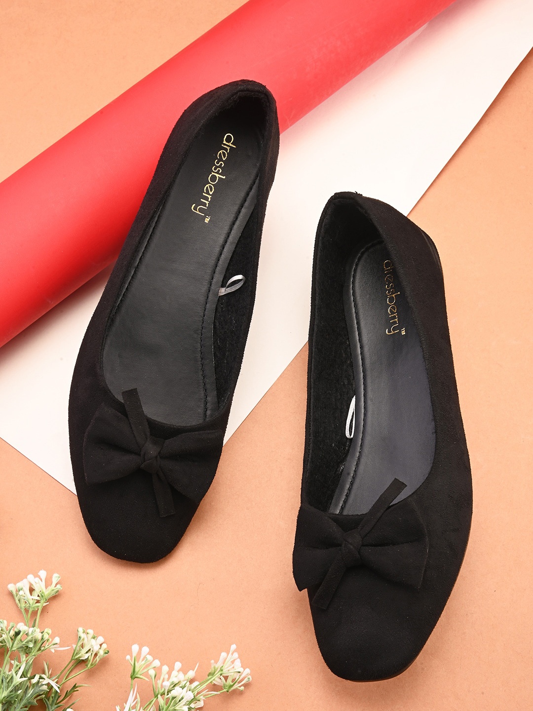 

DressBerry Black Round Toe Bow Detail Ballerinas