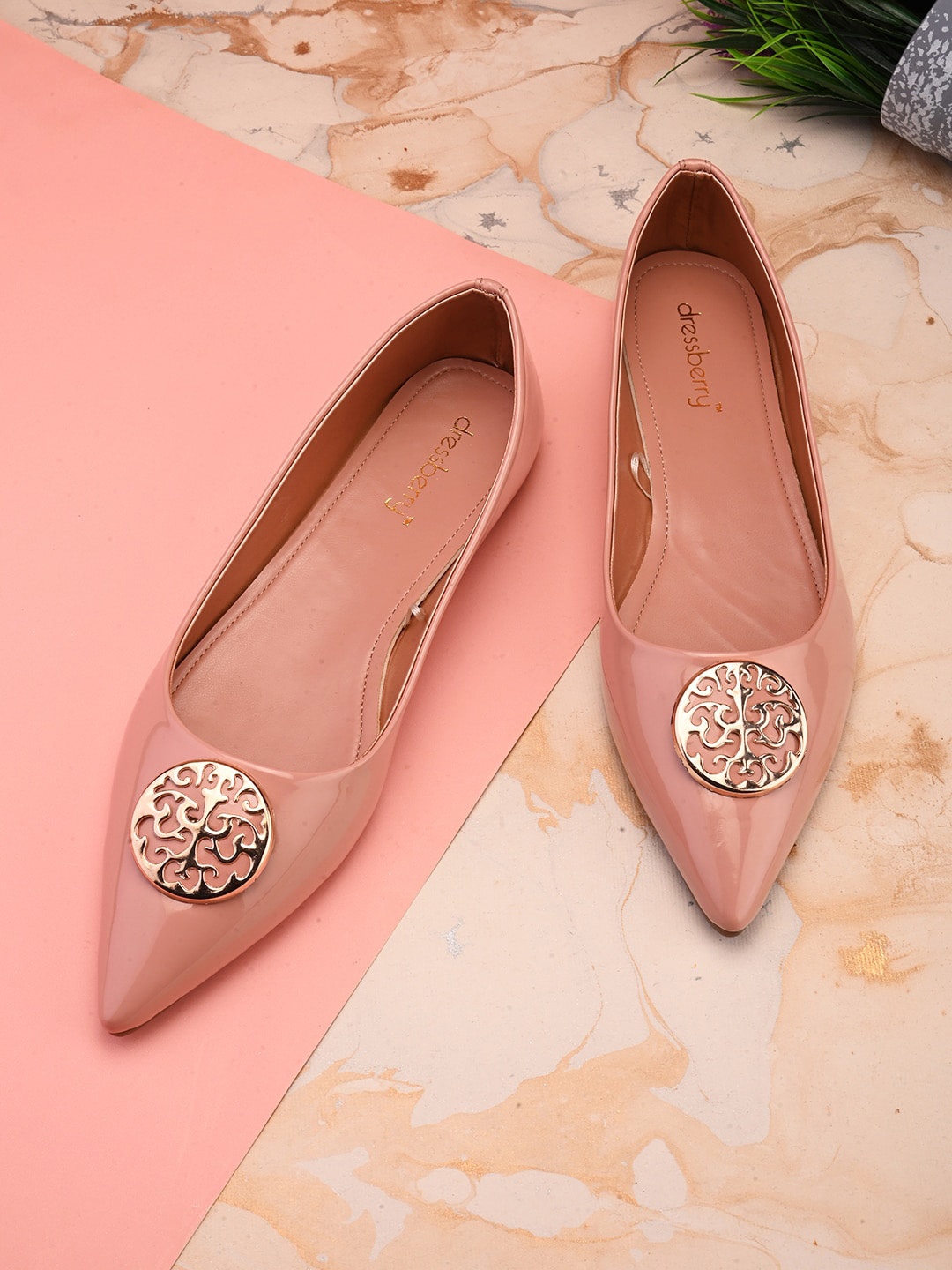 

DressBerry Beige Pointed Toe Embellished Detail Ballerinas