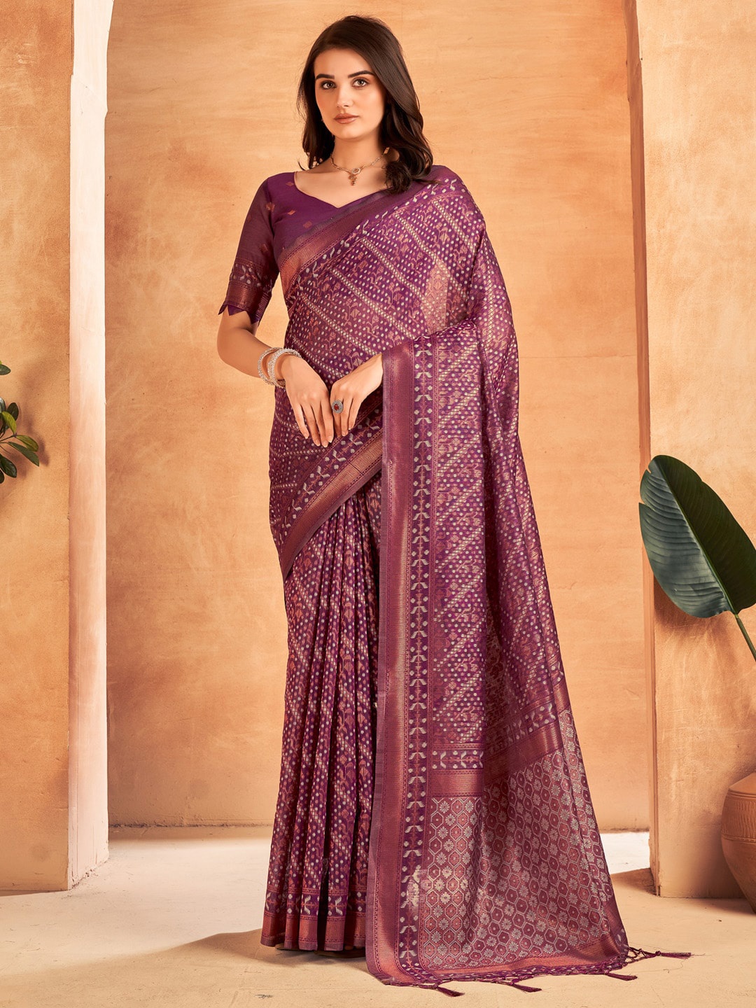 

Mitera Ethnic Motifs Woven Design Zari Banarasi Saree, Purple