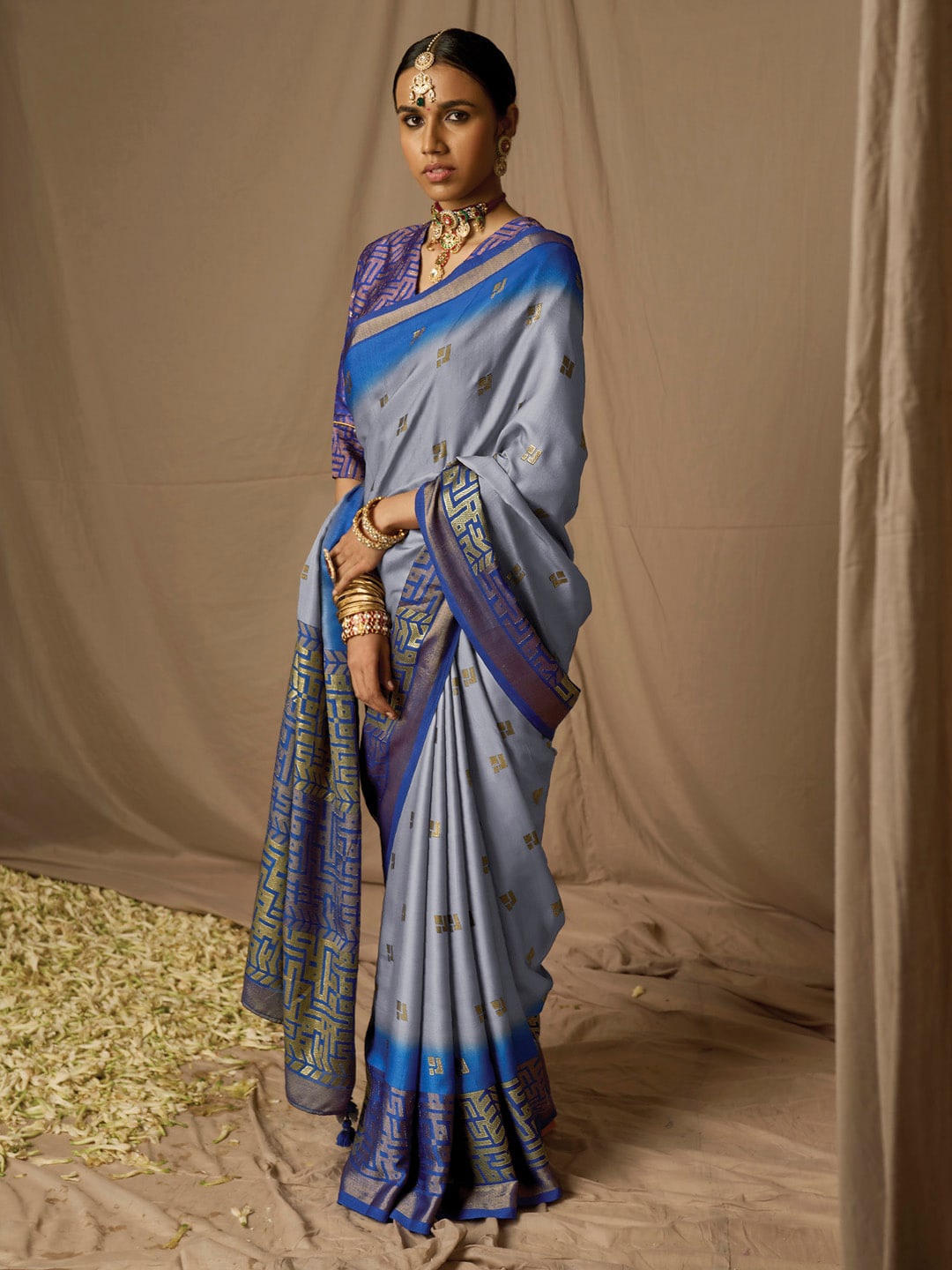 

Mitera Geometric Woven Design Zari Pure Silk Bagh Saree, Grey
