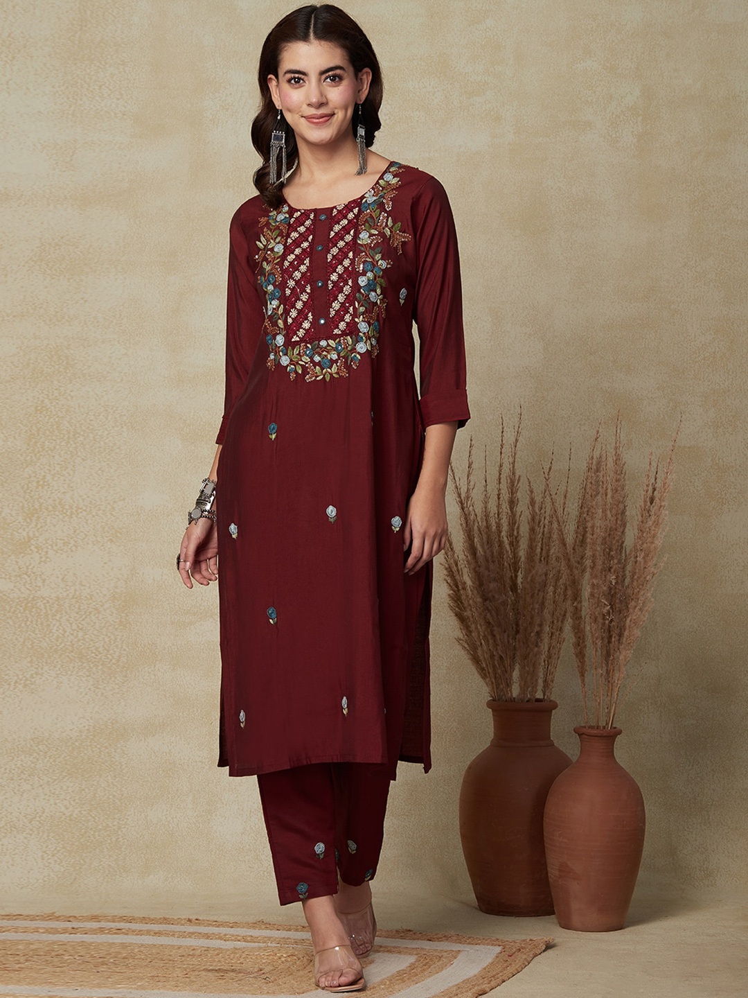 

FASHOR Foral Embroidered Gotta Patti Straight Kurta, Brown