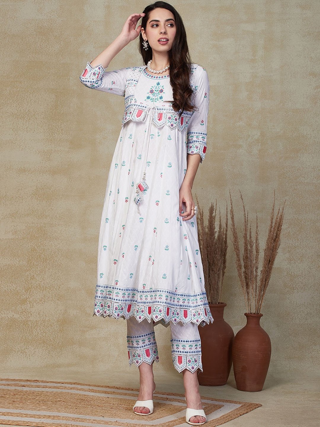 

FASHOR Ethnic Motifs Embroidered Kurta with Trousers, White