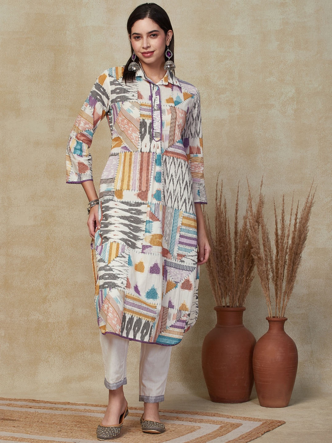 

FASHOR White Abstract Printed Flared Pure Cotton Straight Kurta