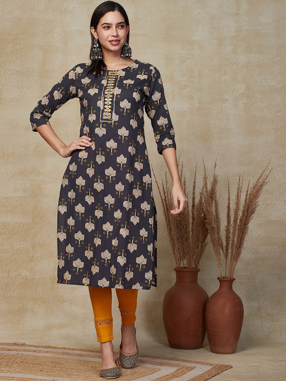 

FASHOR Ethnic Motifs Printed Mirror Work Pure Cotton Straight Kurta, Grey