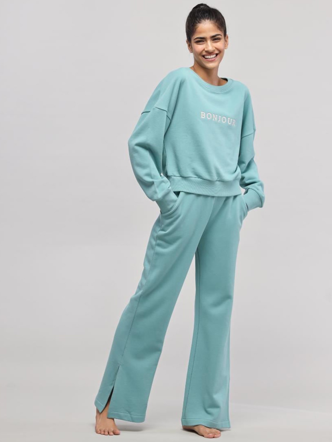 

necesera Typography Printed Pure Cotton Night Suit, Green