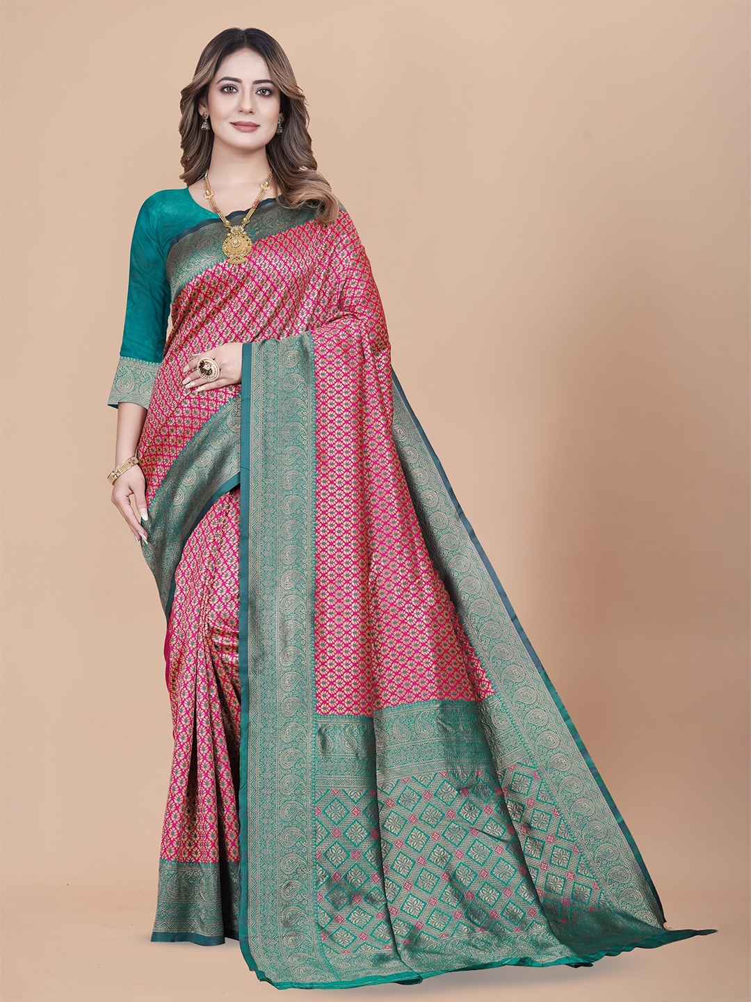 

MUKHITA Ethnic Motifs Woven Design Zari Kanjeevaram Saree, Pink