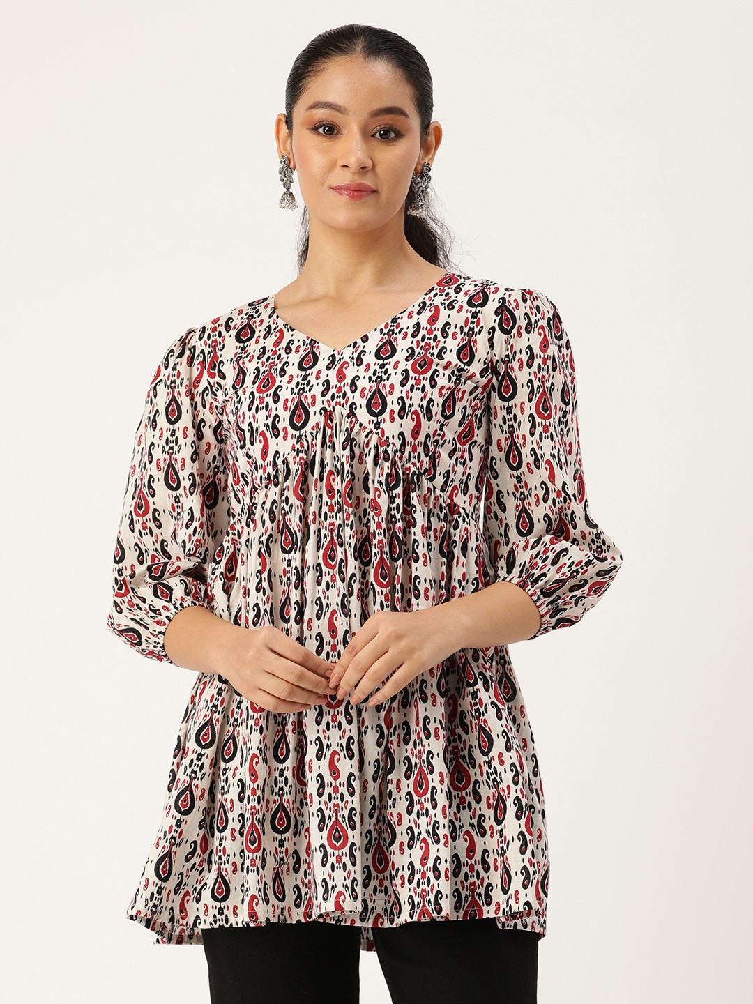 

LOOKNBOOK ART Ethnic Printed Puff Sleeves Tunic, White