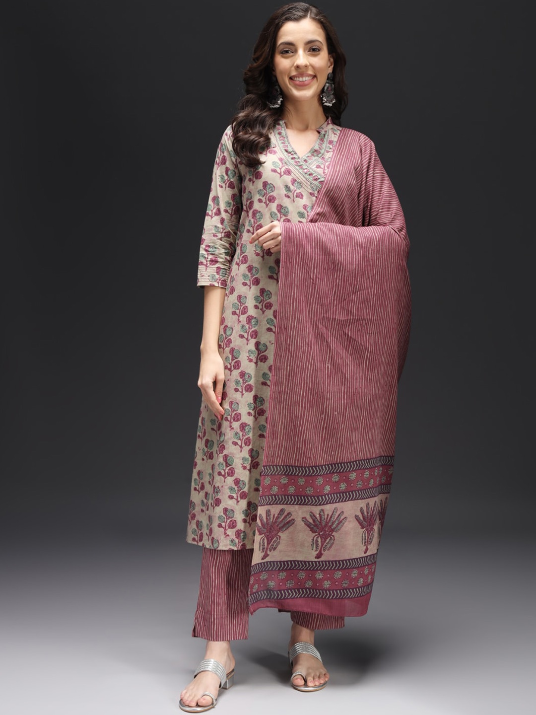 

HEEPOSH Floral Printed Angrakha Thread Work Pure Cotton Kurta with Trousers & Dupatta, Beige