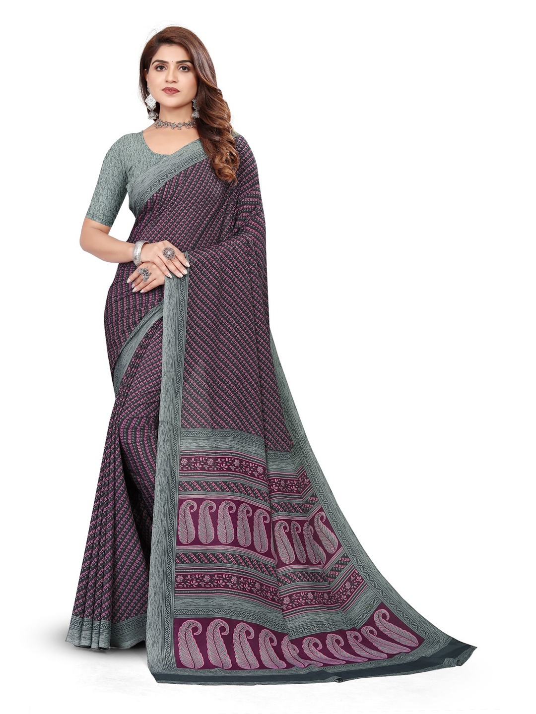 

VIMLA Ethnic Motifs Printed Saree, Purple