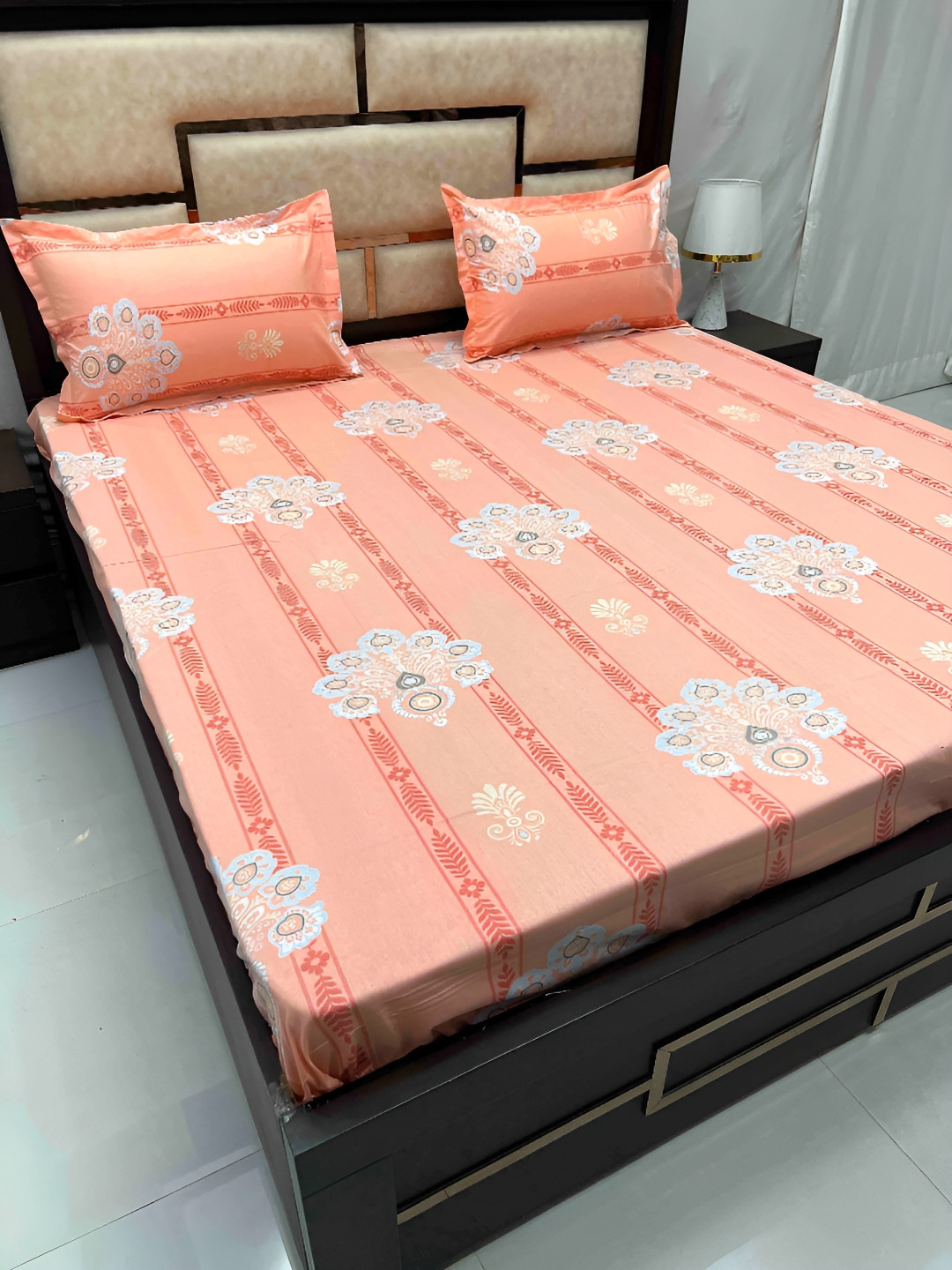 

Pure Decor Orange & White Ethnic Motifs Cotton 300 TC Queen Bedsheet & 2 Pillow Covers