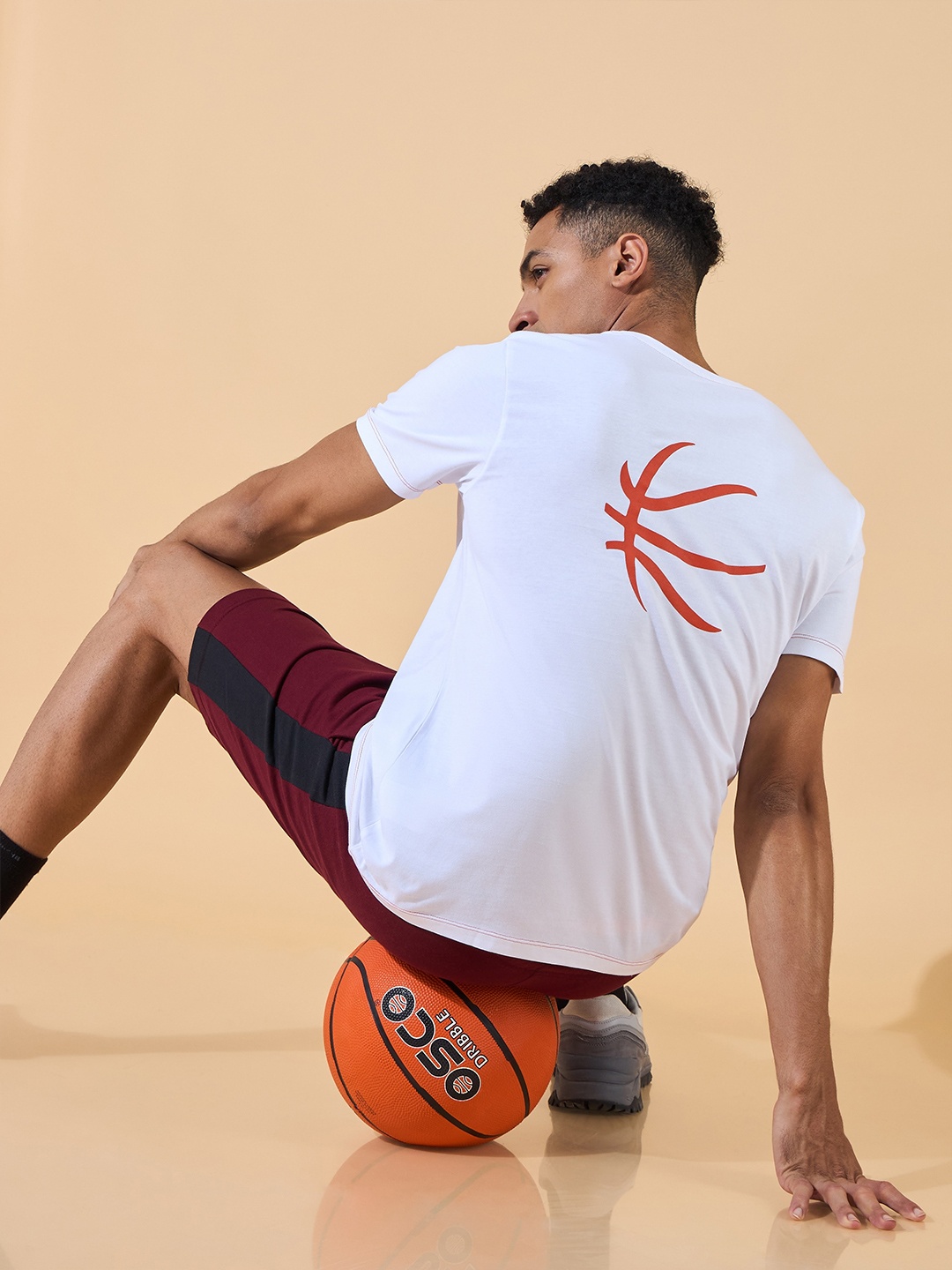 

Cultsport Basketball Fan T-shirt, White