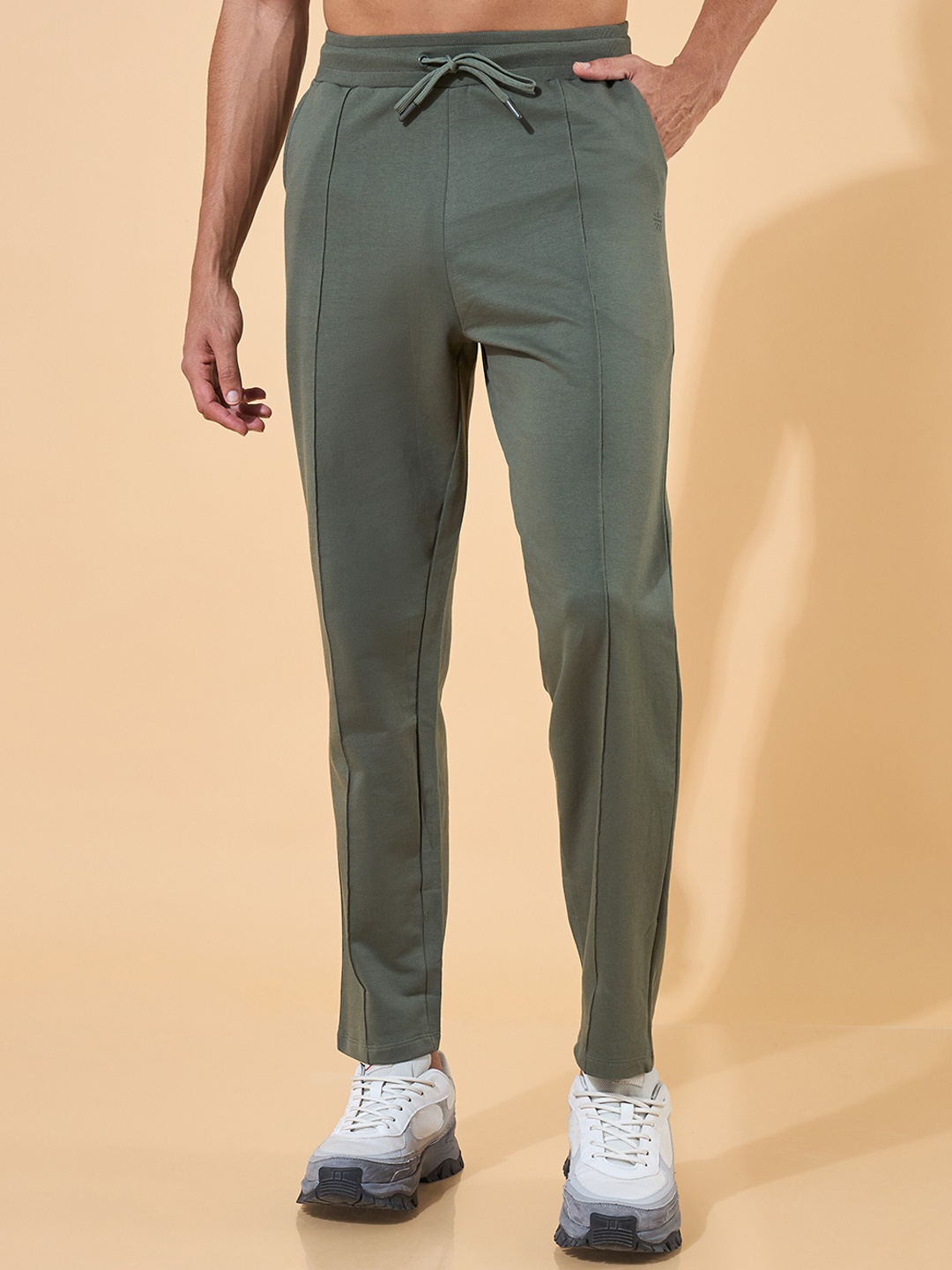 

CULT Step Up Lifestyle Trackpants, Olive