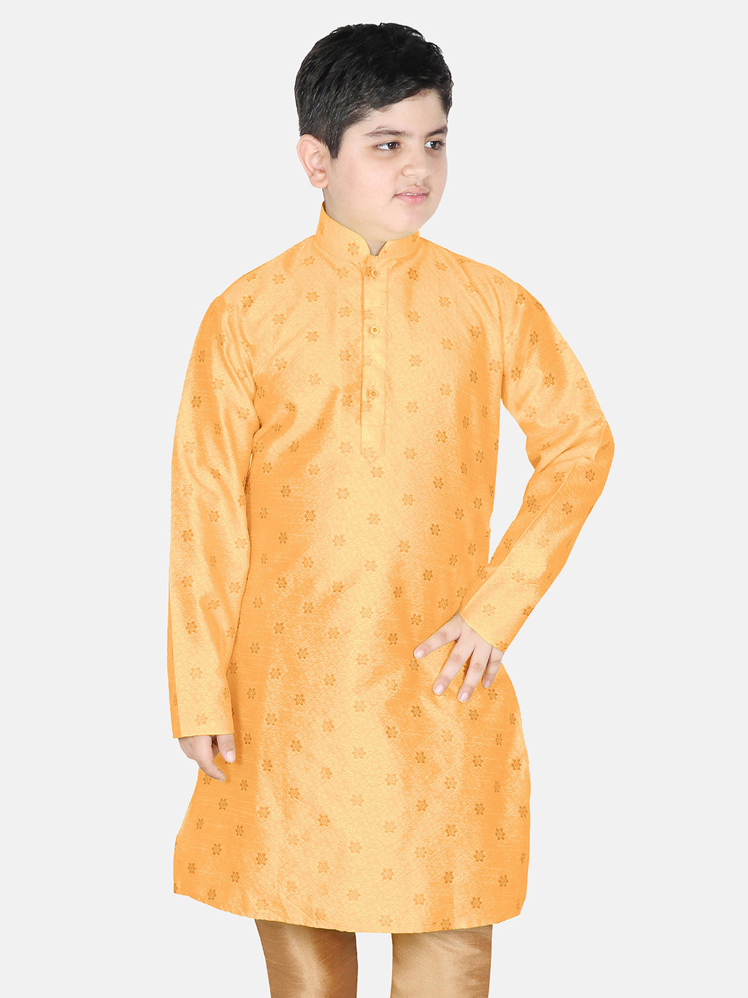 

SG YUVRAJ Boys Floral Embroidered Mandarin Collar Jacquard Straight Kurta, Yellow