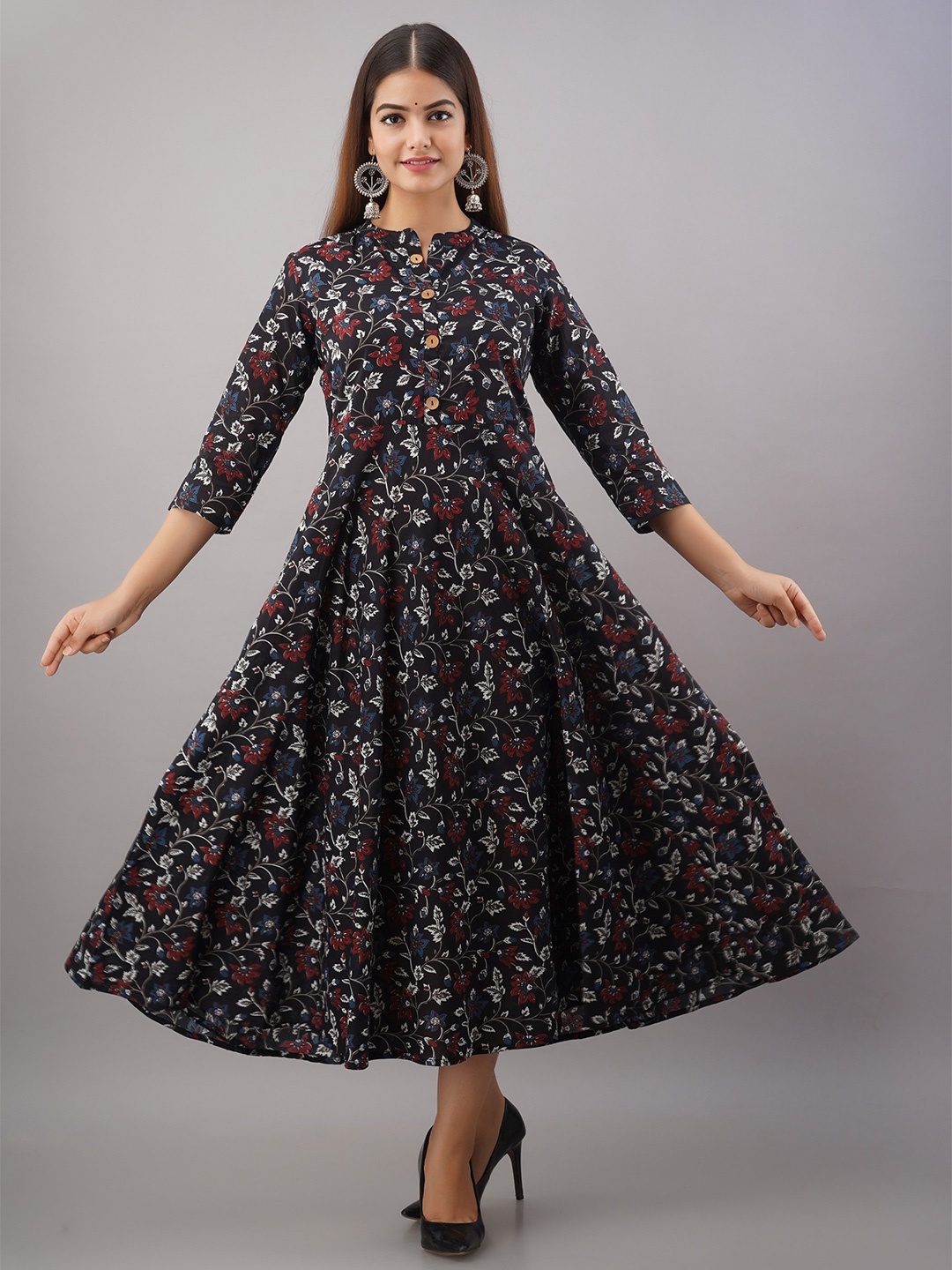 

SHOOLIN Floral Printed Pure Cotton Fit and Flare Ethnic Dress, Black