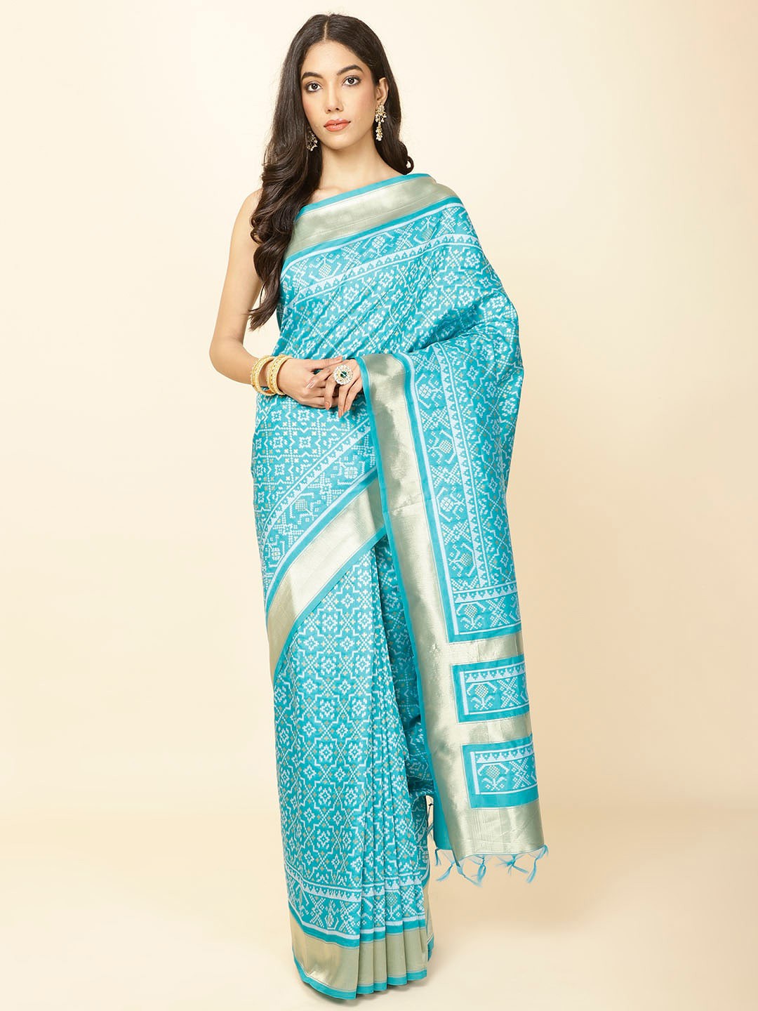 

Meena Bazaar Ethnic Motifs Printed Zari Saree, Blue