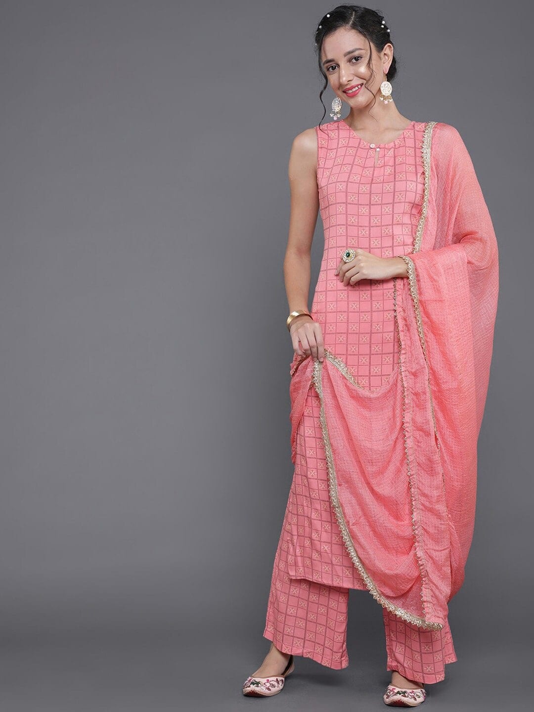 

AKS Checked Keyhole Neck Regular Gotta Patti Kurta With Palazzos & Dupatta, Pink