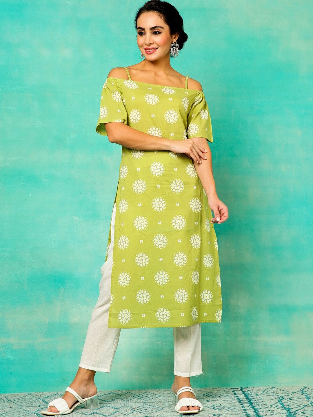 

AKS Floral Printed Off-Shoulder Flared Sleeves Cotton Straight Kurta, Green