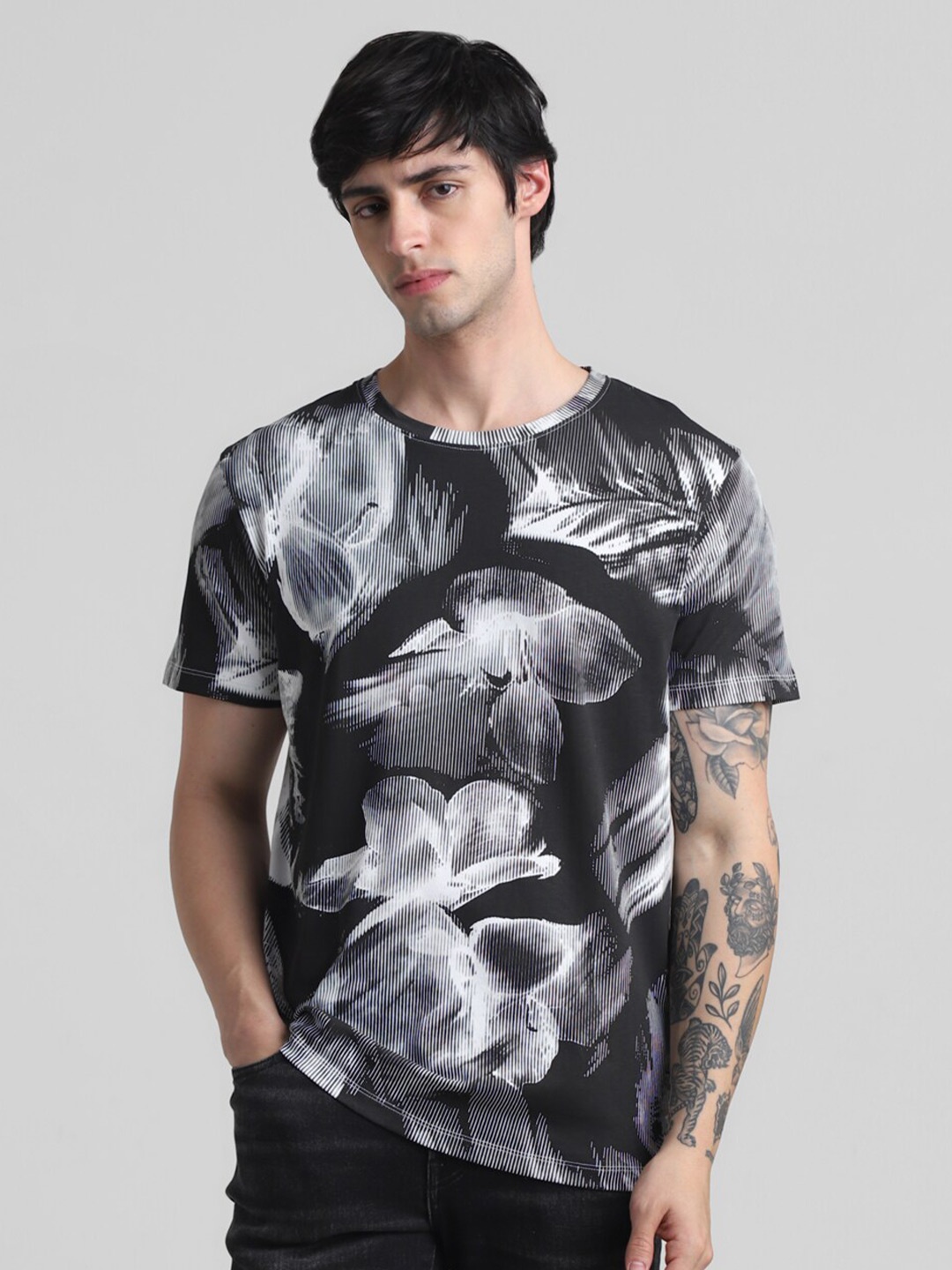 

Jack & Jones Floral Printed Pure Cotton T-shirt, Black