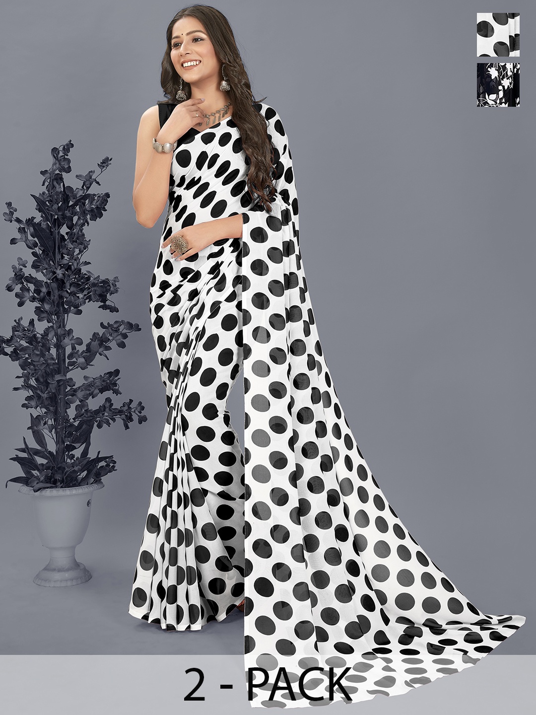 ANAND SAREES Floral Saree, Black