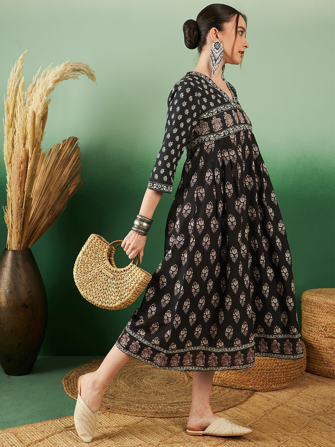 

Amirah s Ethnic Motifs Printed Pure Cotton A-Line Maxi Dress, Black