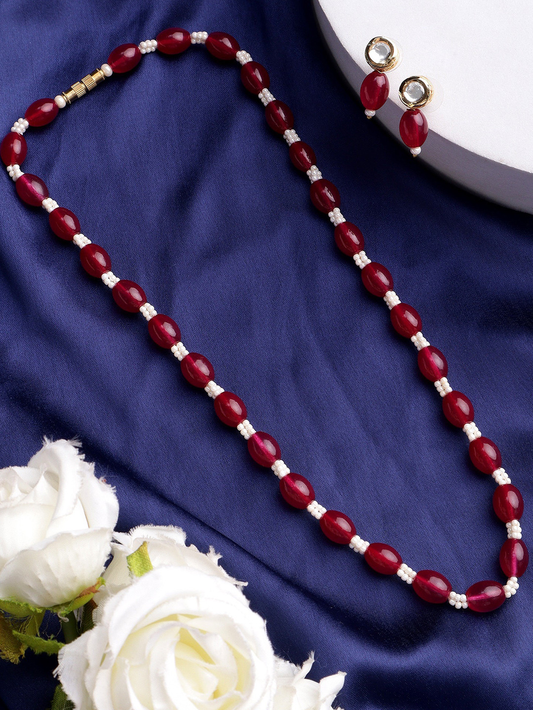 

Mali Fionna Gold Plated Pearls Bedded Jewellery Set