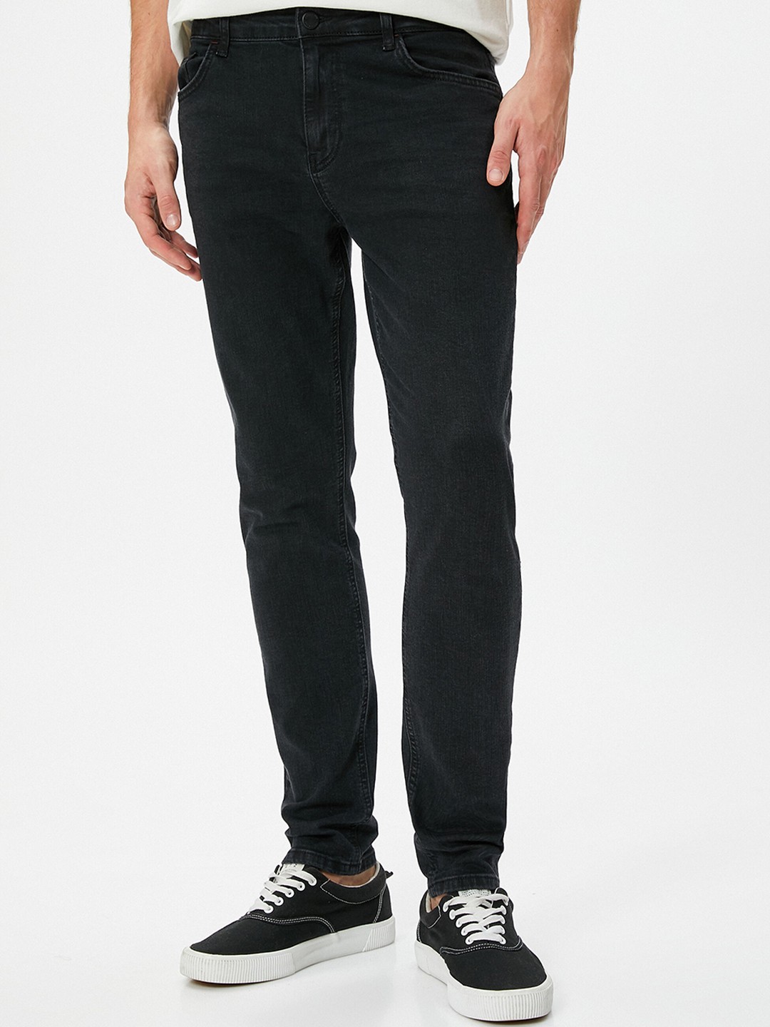 

Koton Men Regular Fit Stretchable Jeans, Black
