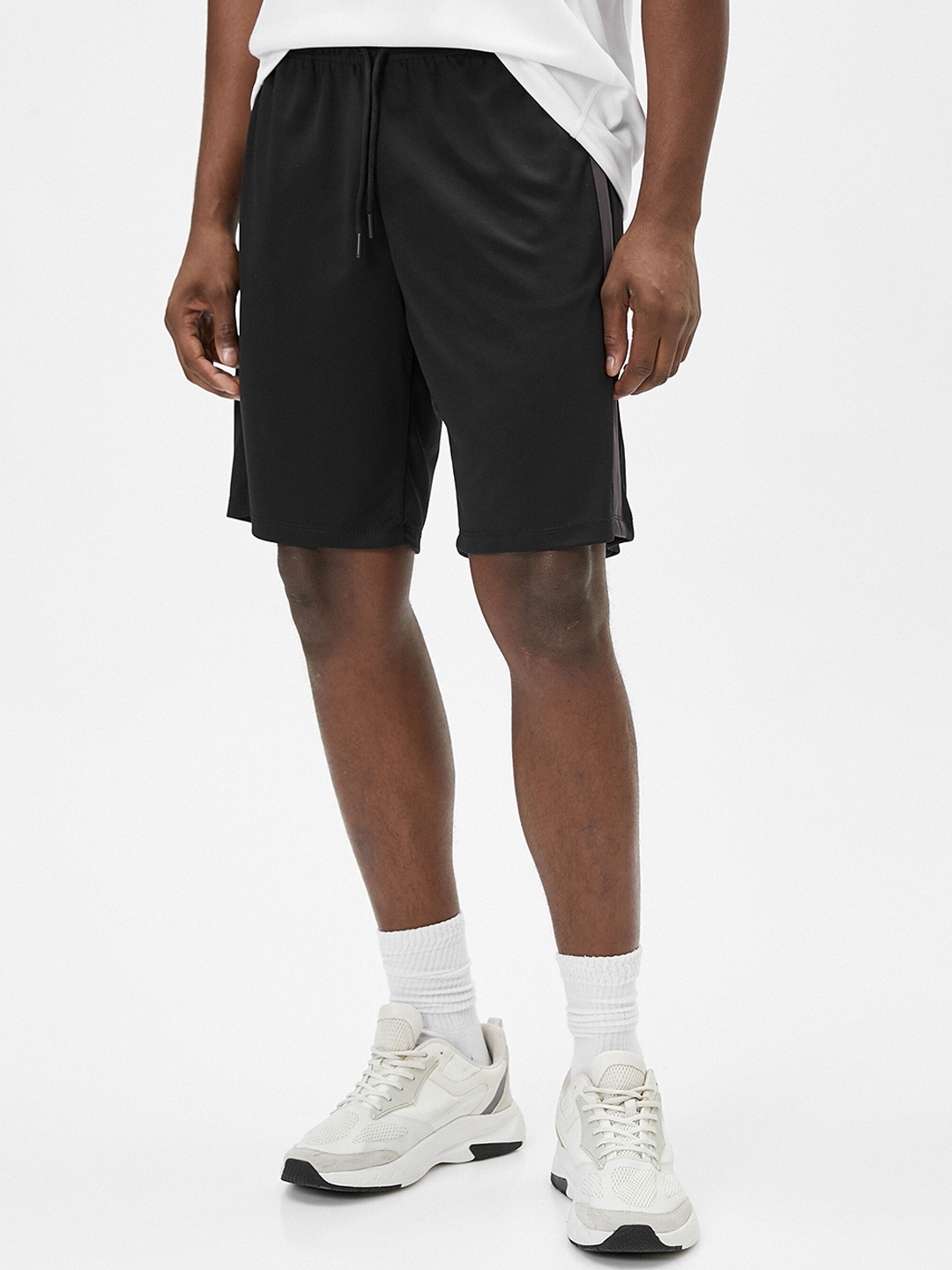 

Koton Men Mid-Rise Sports Shorts, Black