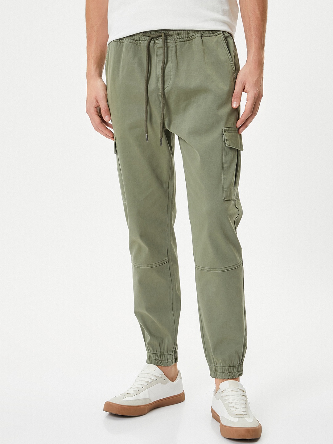 

Koton Men Mid-Rise Cargos, Khaki