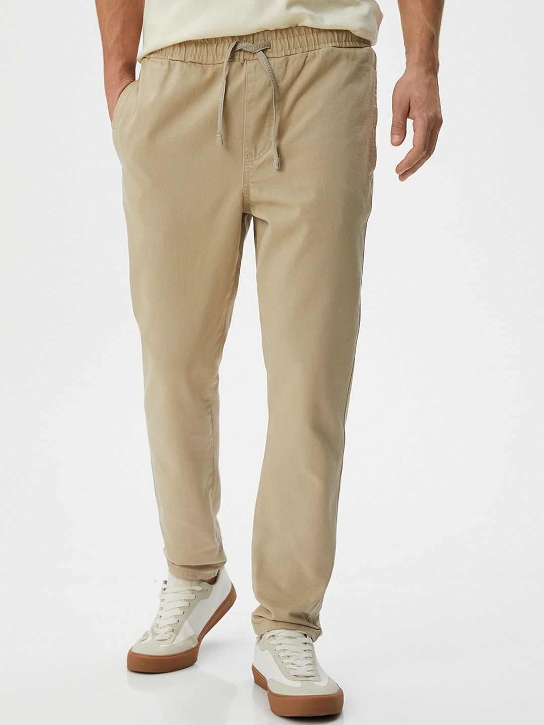 

Koton Men Mid Rise Pure Cotton Chinos Trousers, Beige