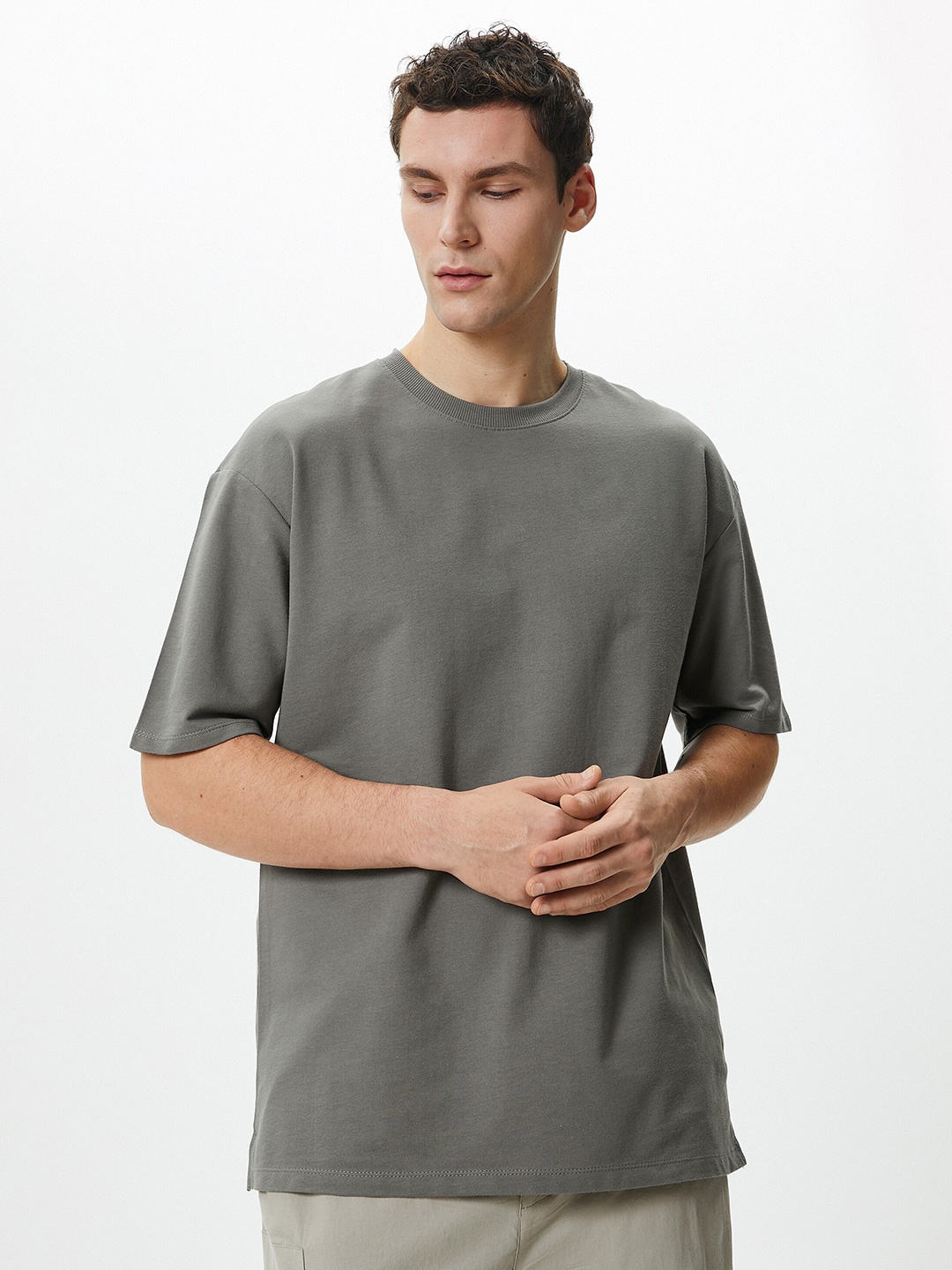 

Koton Drop Shoulder Sleeves Pure Cotton T-shirt, Grey