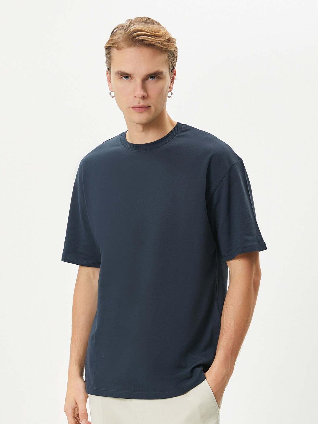 

Koton Round Neck Drop-Shoulder Sleeves Cotton T-shirt, Navy blue