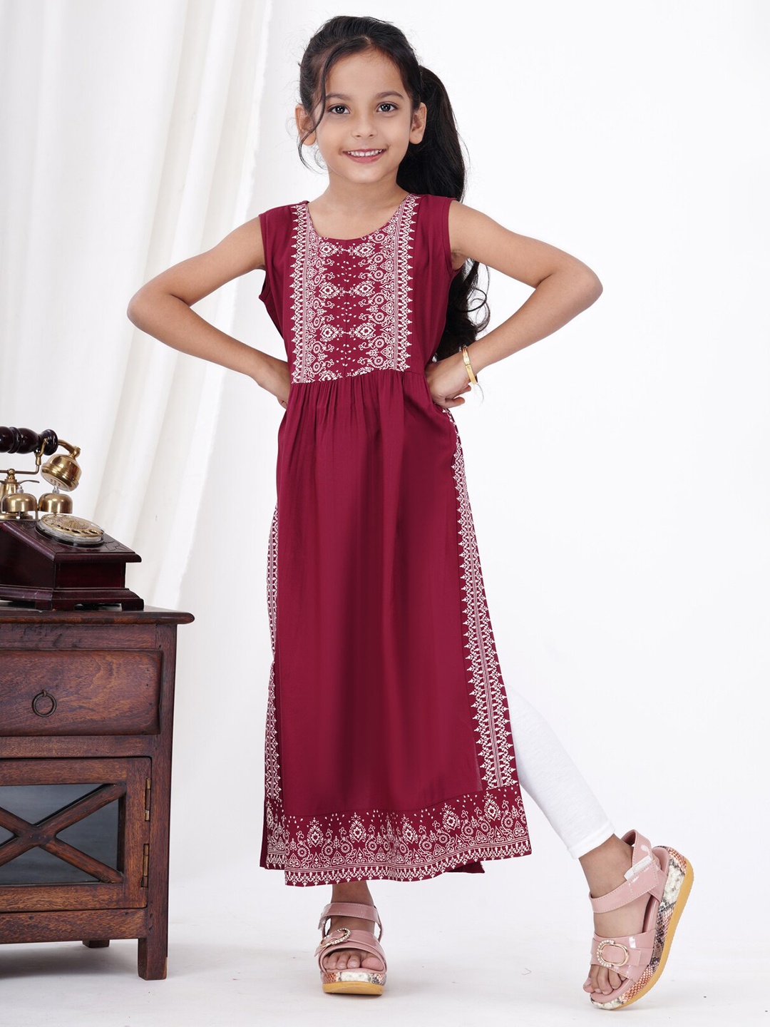 

HEERAJI Girls Round Neck Short Sleeves Print Maxi Dress, Maroon